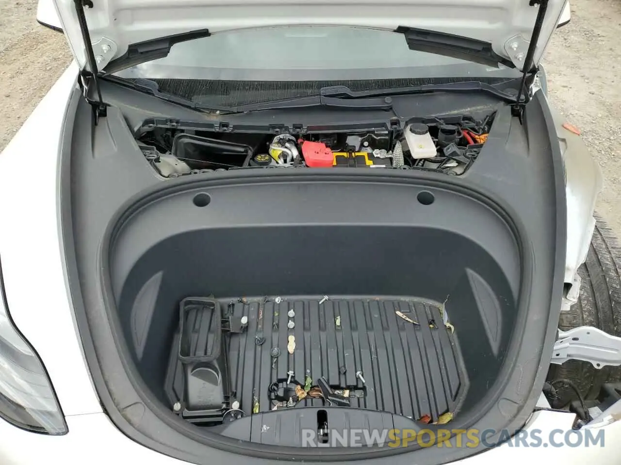 11 Photograph of a damaged car 5YJ3E1EB8MF034080 TESLA MODEL 3 2021