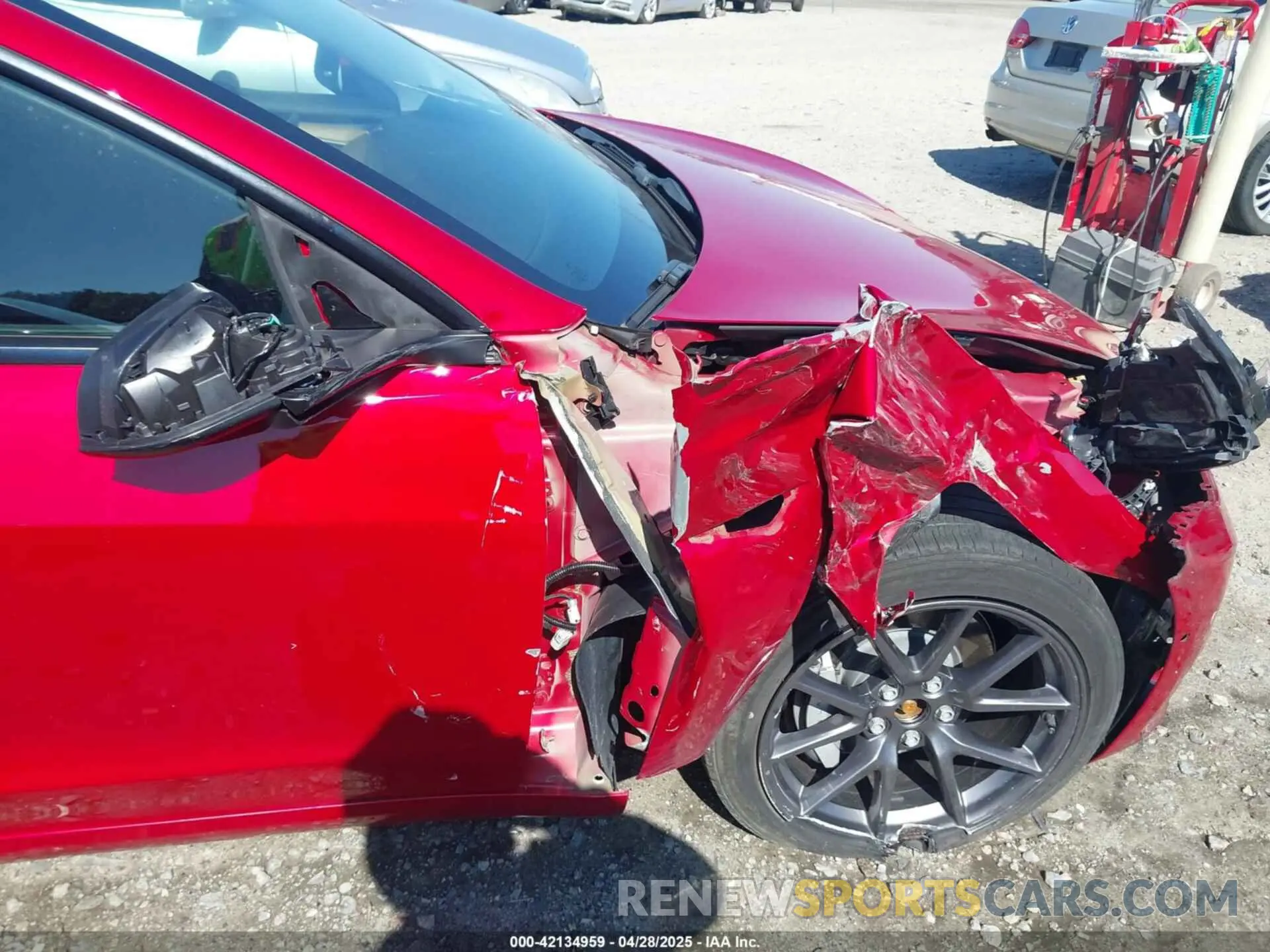 19 Photograph of a damaged car 5YJ3E1EB8MF034886 TESLA MODEL 3 2021