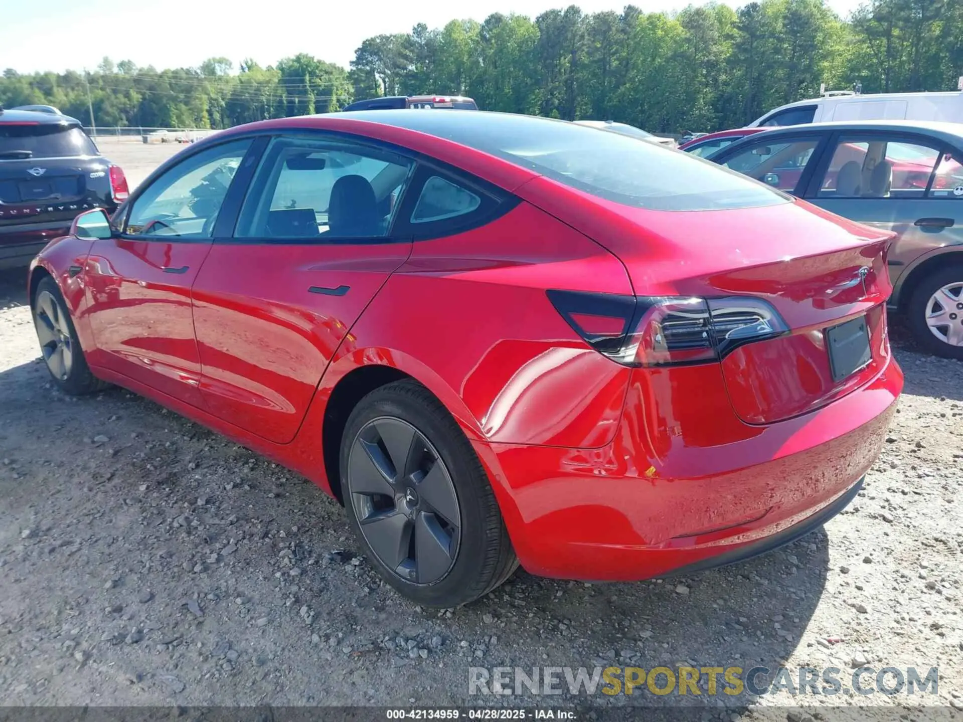 3 Photograph of a damaged car 5YJ3E1EB8MF034886 TESLA MODEL 3 2021