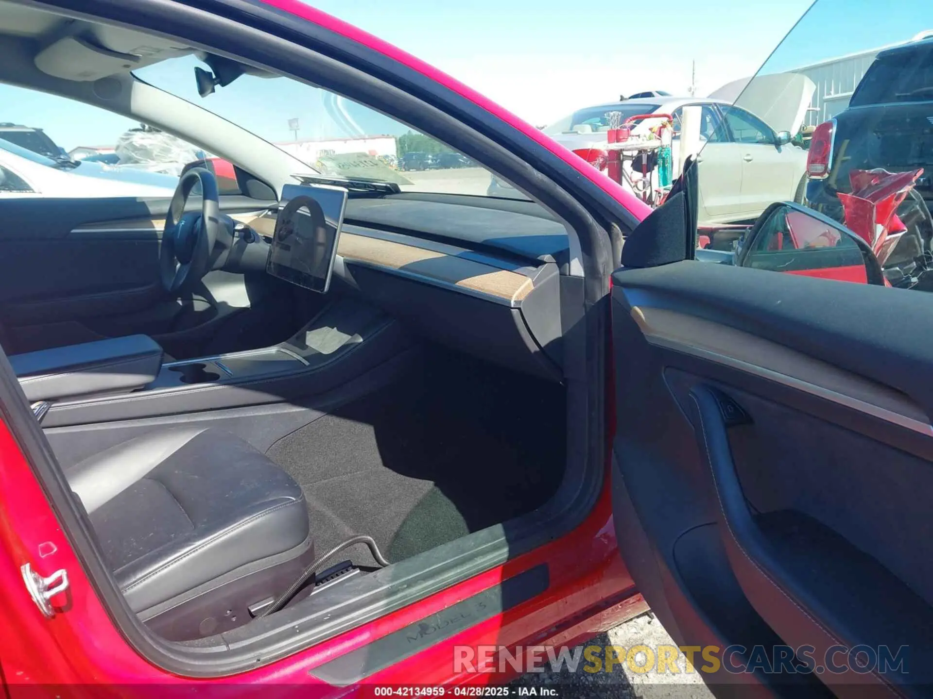 5 Photograph of a damaged car 5YJ3E1EB8MF034886 TESLA MODEL 3 2021