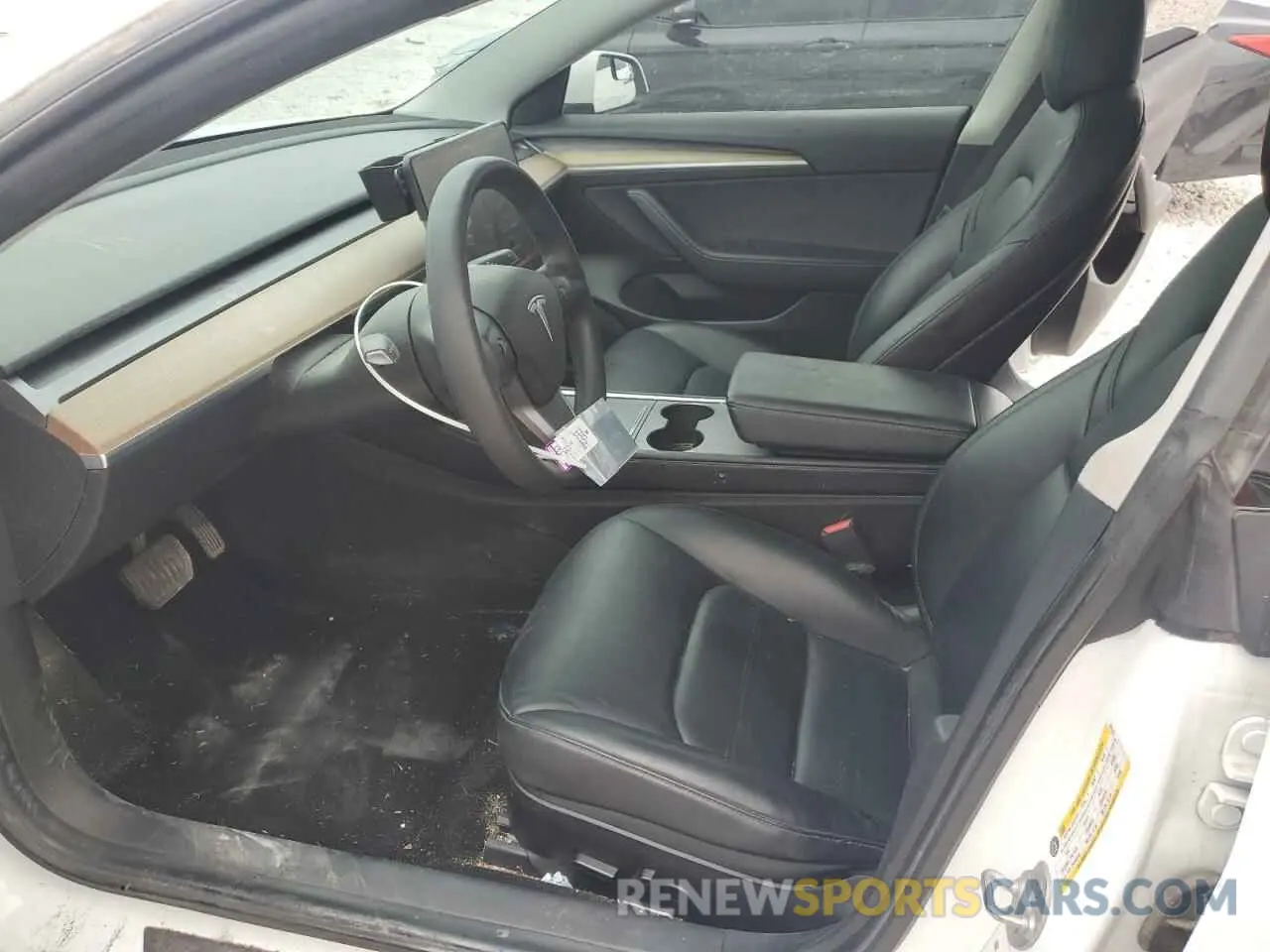 7 Photograph of a damaged car 5YJ3E1EB8MF079732 TESLA MODEL 3 2021