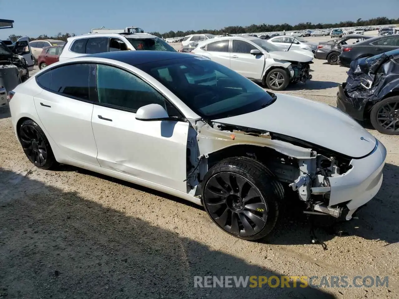 4 Фотография поврежденного автомобиля 5YJ3E1EB8MF902160 TESLA MODEL 3 2021