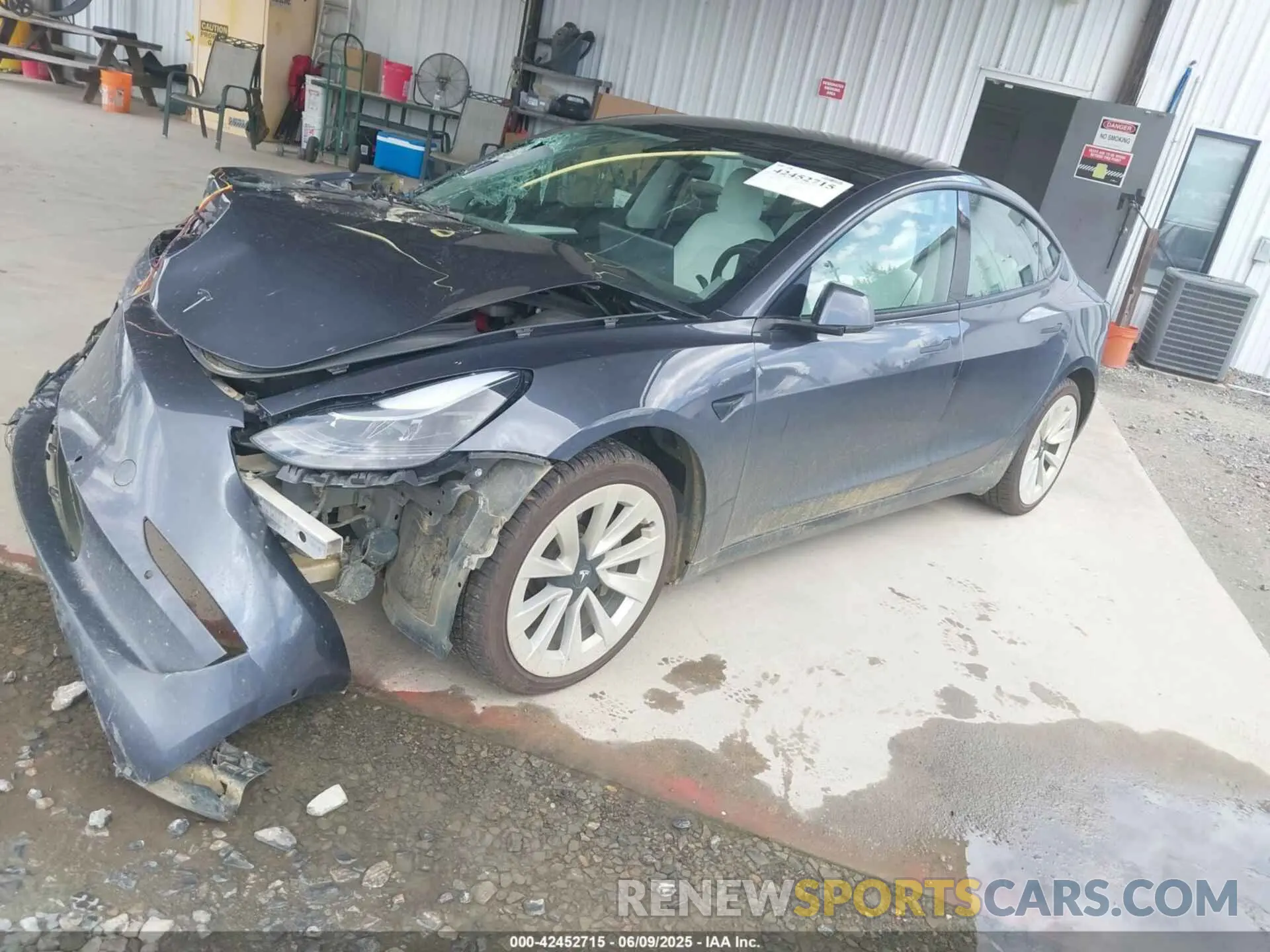 2 Фотография поврежденного автомобиля 5YJ3E1EB8MF980681 TESLA MODEL 3 2021