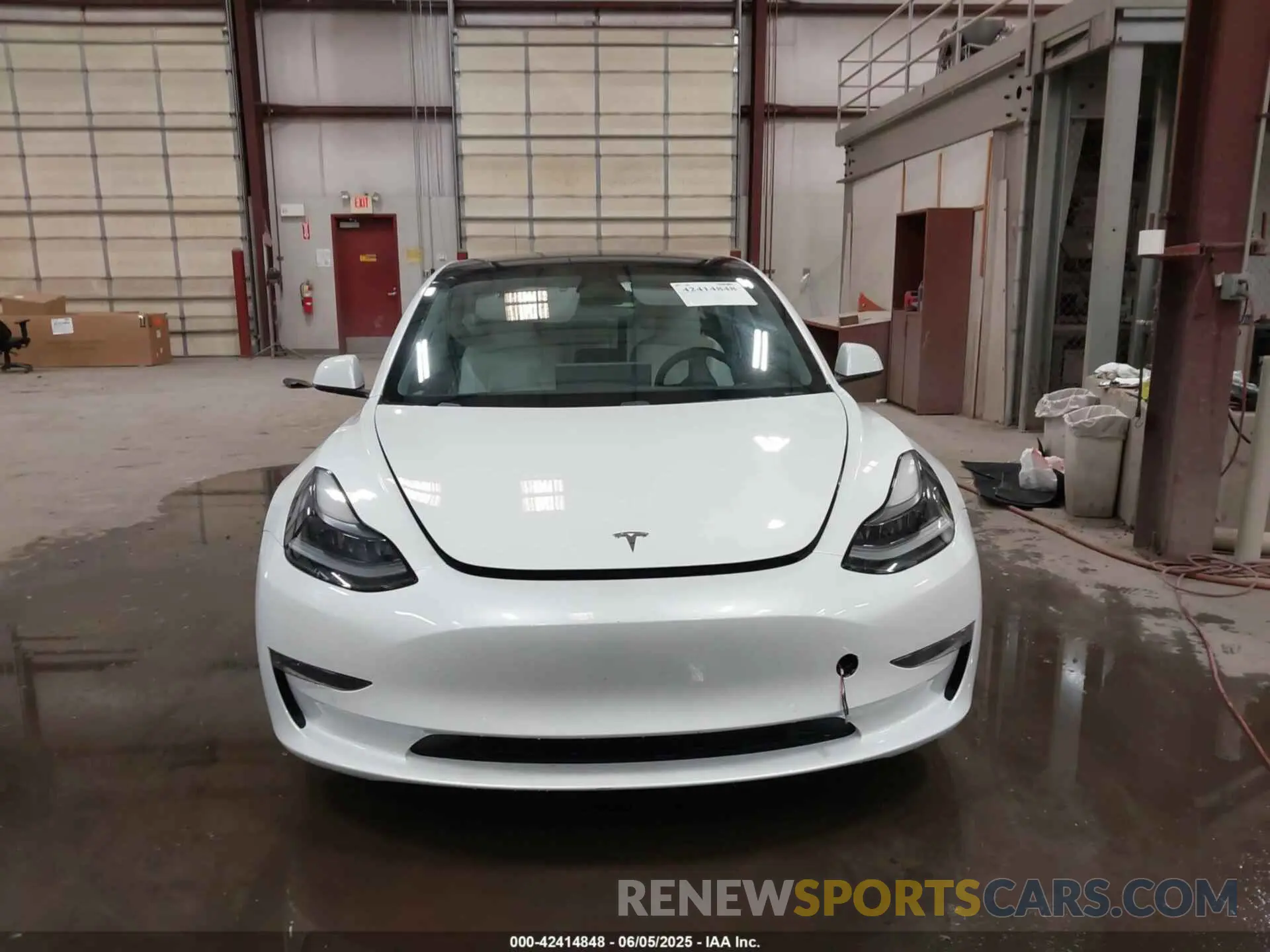 11 Photograph of a damaged car 5YJ3E1EB8MF995908 TESLA MODEL 3 2021