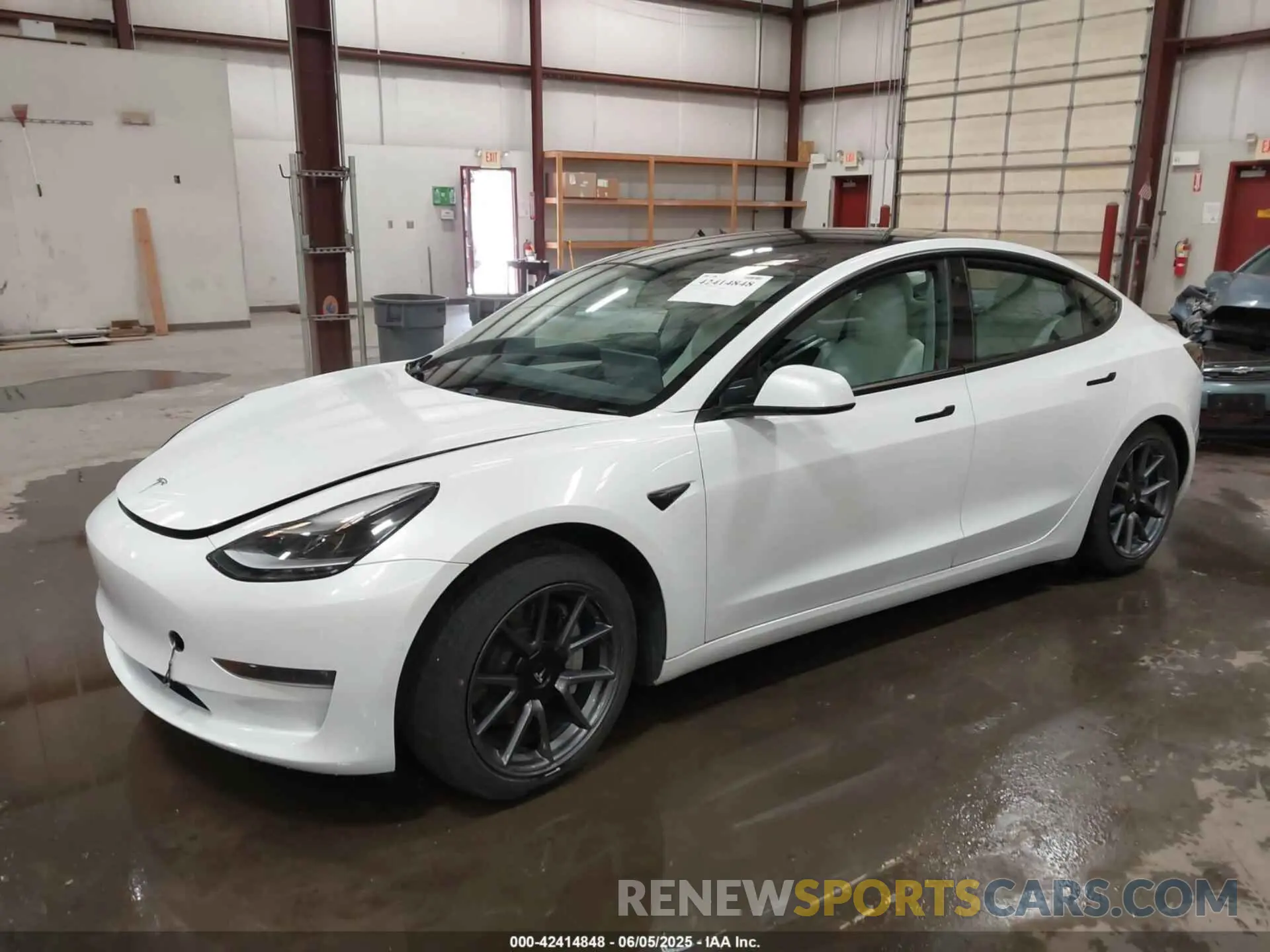 2 Photograph of a damaged car 5YJ3E1EB8MF995908 TESLA MODEL 3 2021