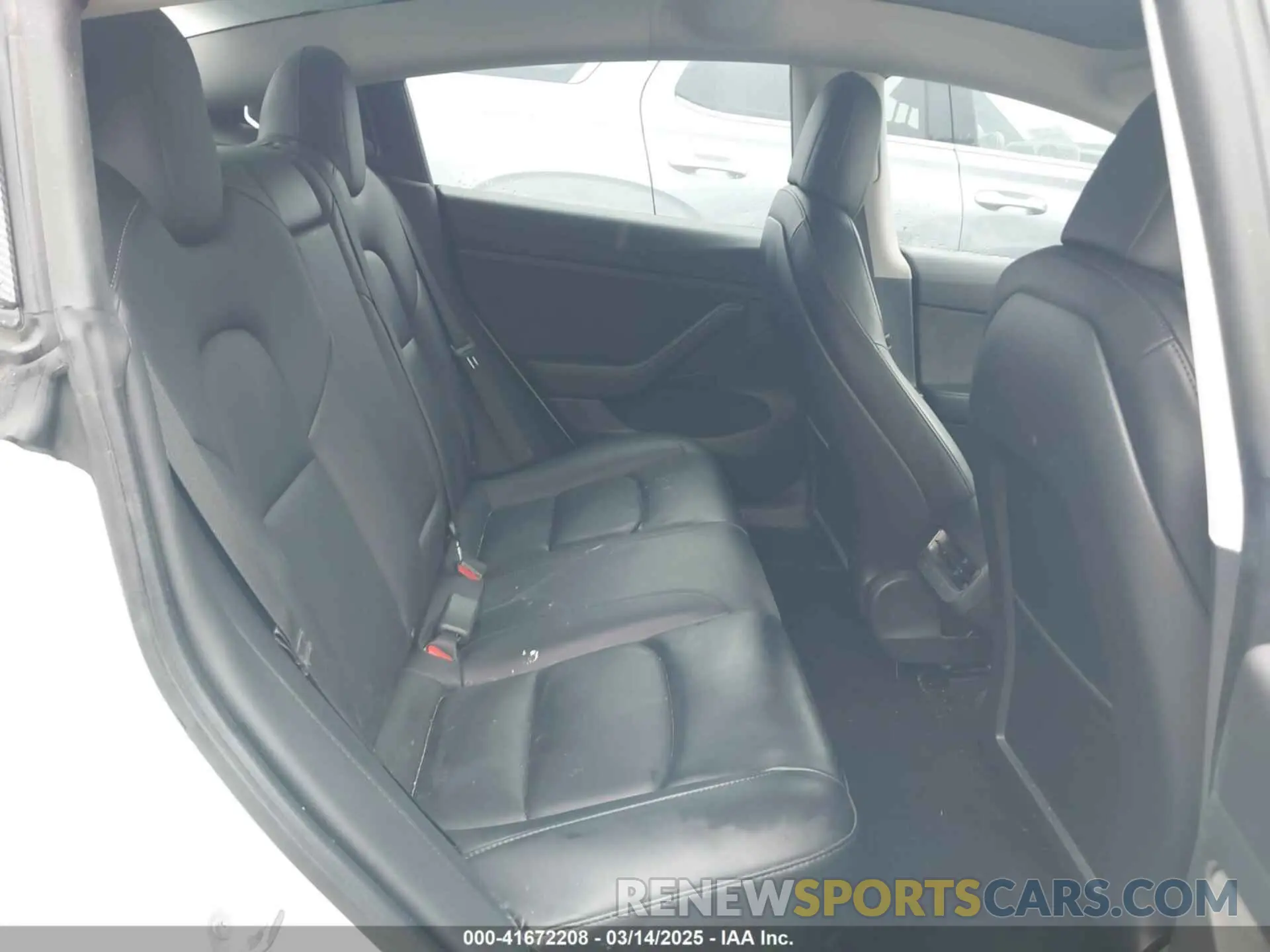8 Photograph of a damaged car 5YJ3E1EB9MF014985 TESLA MODEL 3 2021