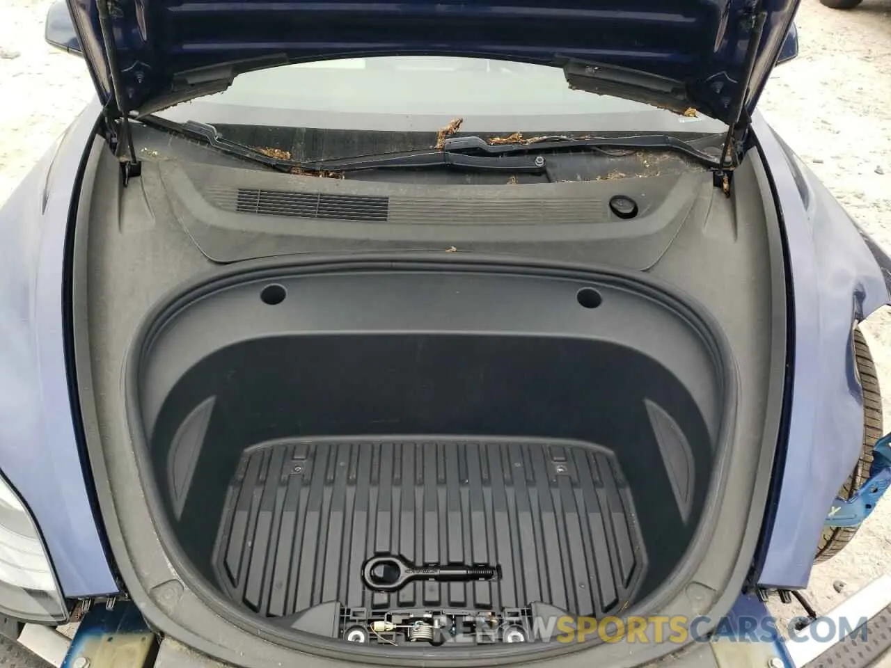 11 Photograph of a damaged car 5YJ3E1EB9MF032550 TESLA MODEL 3 2021