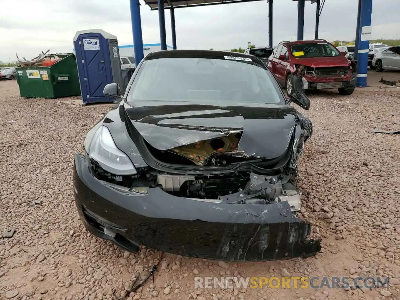 5 Photograph of a damaged car 5YJ3E1EB9MF032810 TESLA MODEL 3 2021