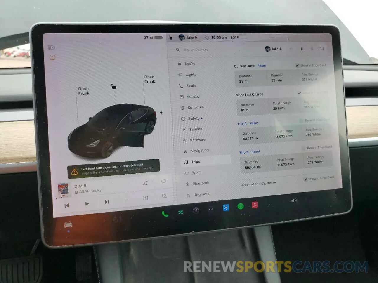 9 Photograph of a damaged car 5YJ3E1EB9MF032810 TESLA MODEL 3 2021