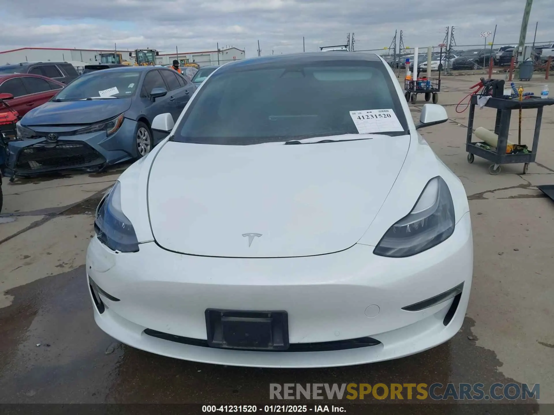 11 Фотография поврежденного автомобиля 5YJ3E1EB9MF059554 TESLA MODEL 3 2021