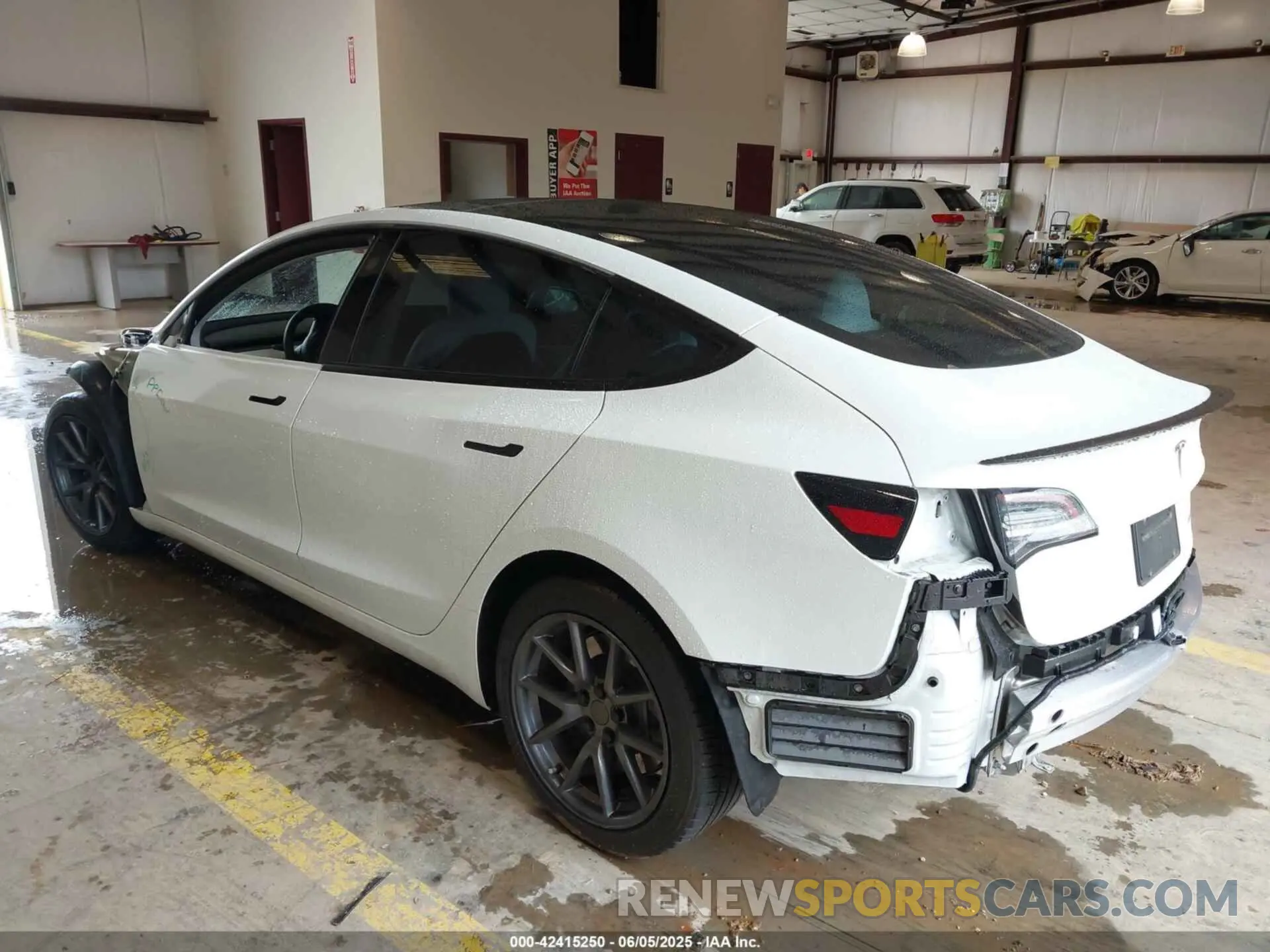 3 Фотография поврежденного автомобиля 5YJ3E1EB9MF903382 TESLA MODEL 3 2021