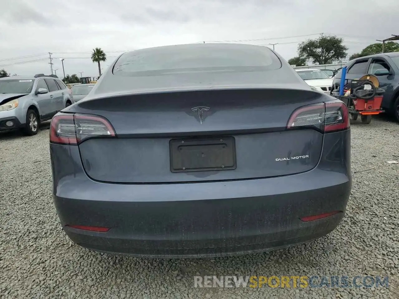 6 Photograph of a damaged car 5YJ3E1EB9MF937533 TESLA MODEL 3 2021