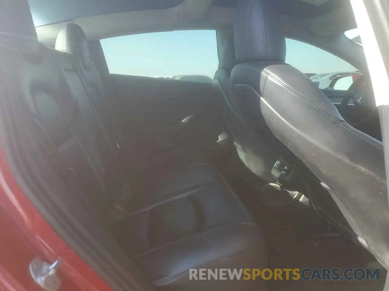 10 Photograph of a damaged car 5YJ3E1EB9MF990054 TESLA MODEL 3 2021