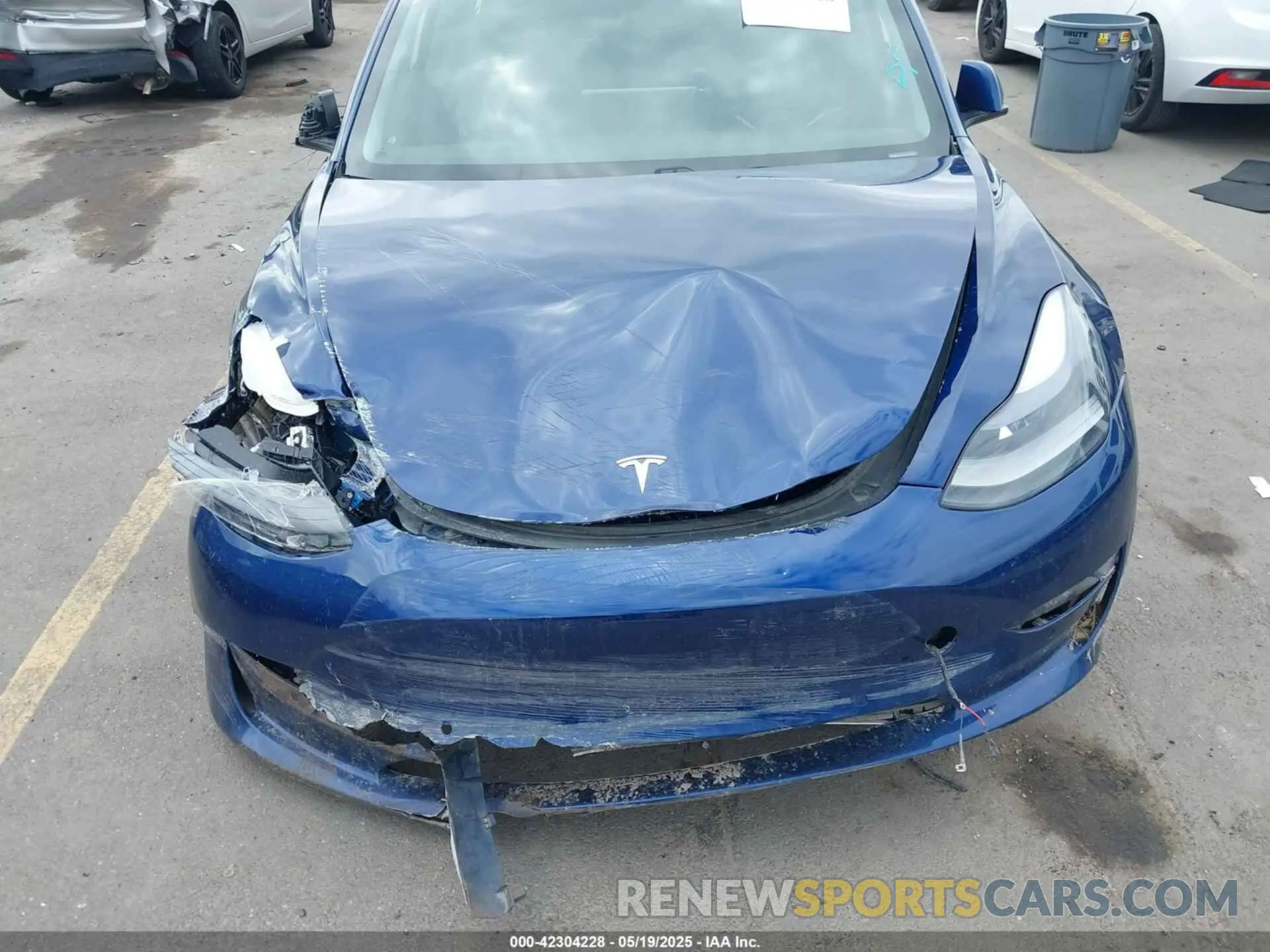 11 Фотография поврежденного автомобиля 5YJ3E1EBXMF054945 TESLA MODEL 3 2021