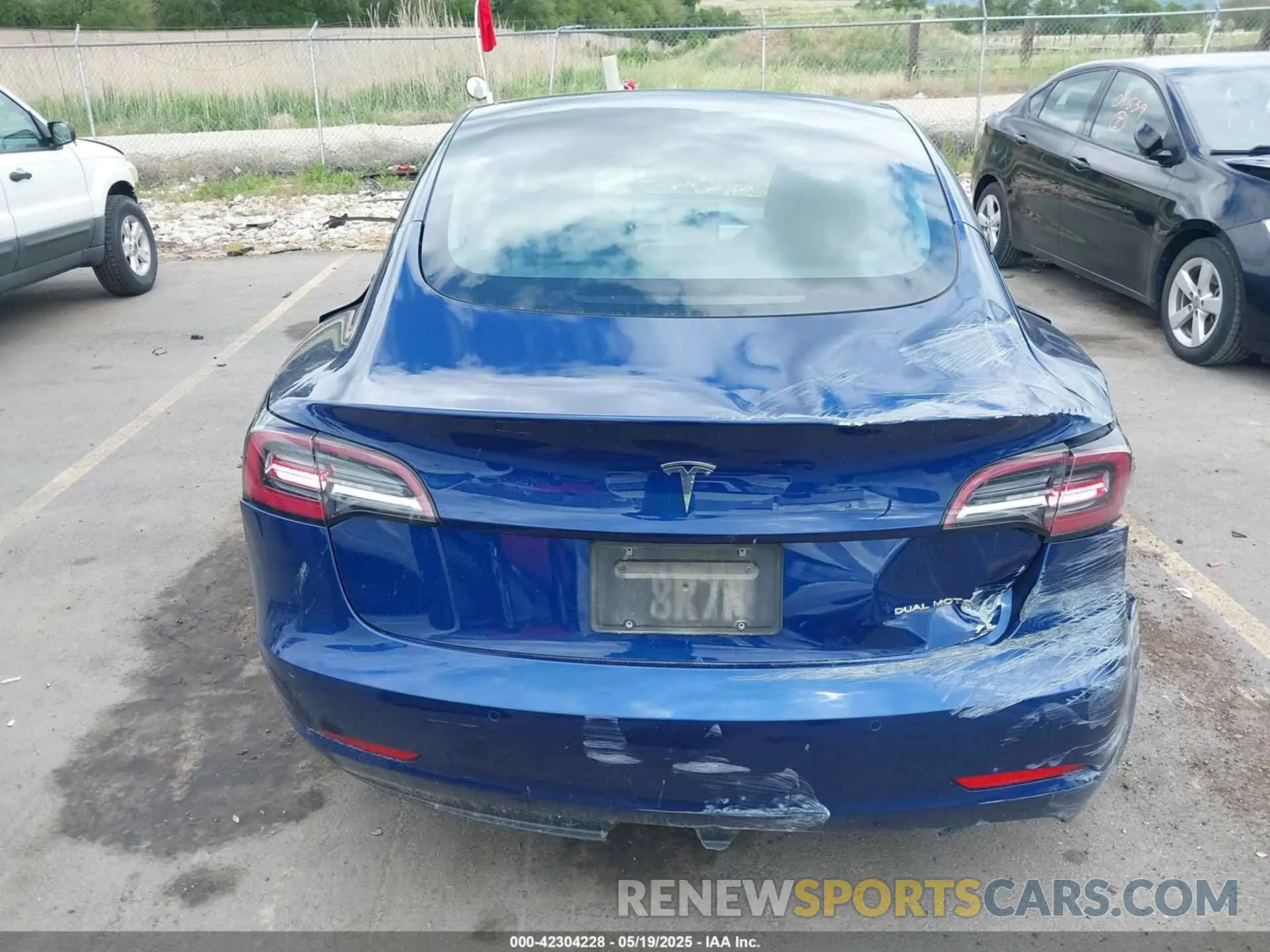 15 Фотография поврежденного автомобиля 5YJ3E1EBXMF054945 TESLA MODEL 3 2021