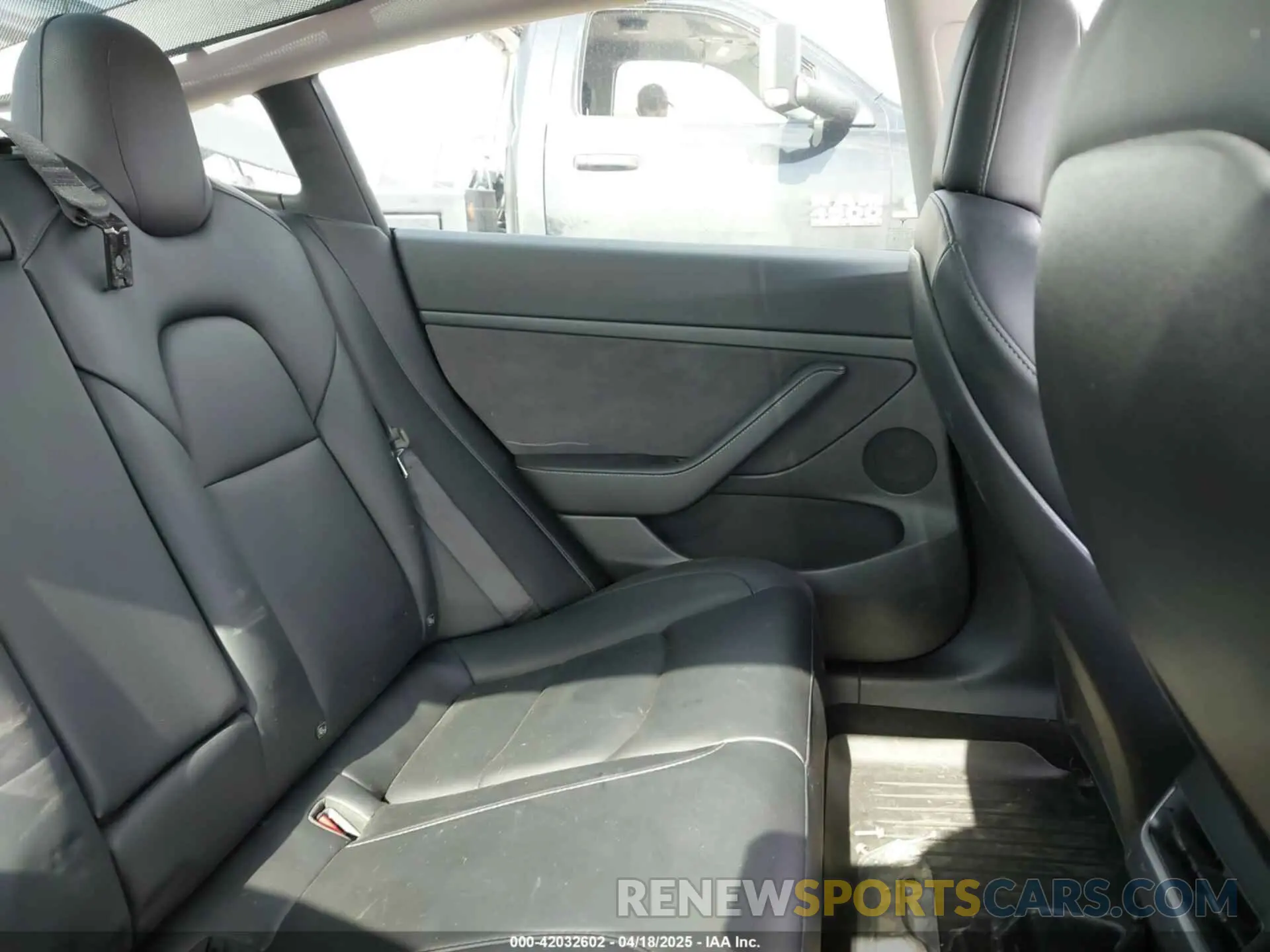 8 Фотография поврежденного автомобиля 5YJ3E1EBXMF974946 TESLA MODEL 3 2021