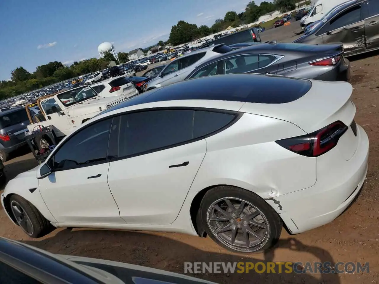 2 Photograph of a damaged car 5YJ3E1EBXMF979130 TESLA MODEL 3 2021