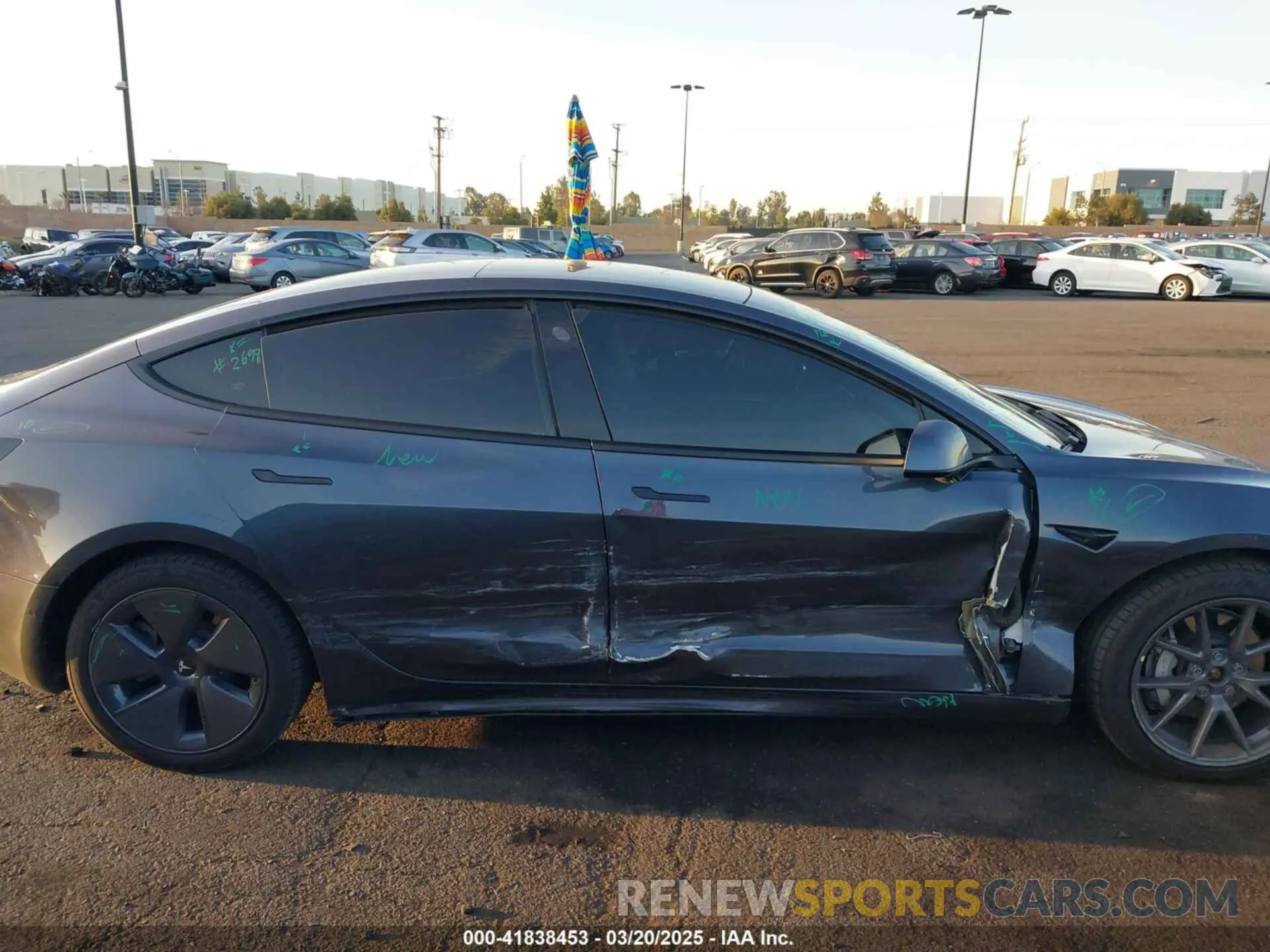 14 Фотография поврежденного автомобиля 5YJ3E1EBXMF995814 TESLA MODEL 3 2021