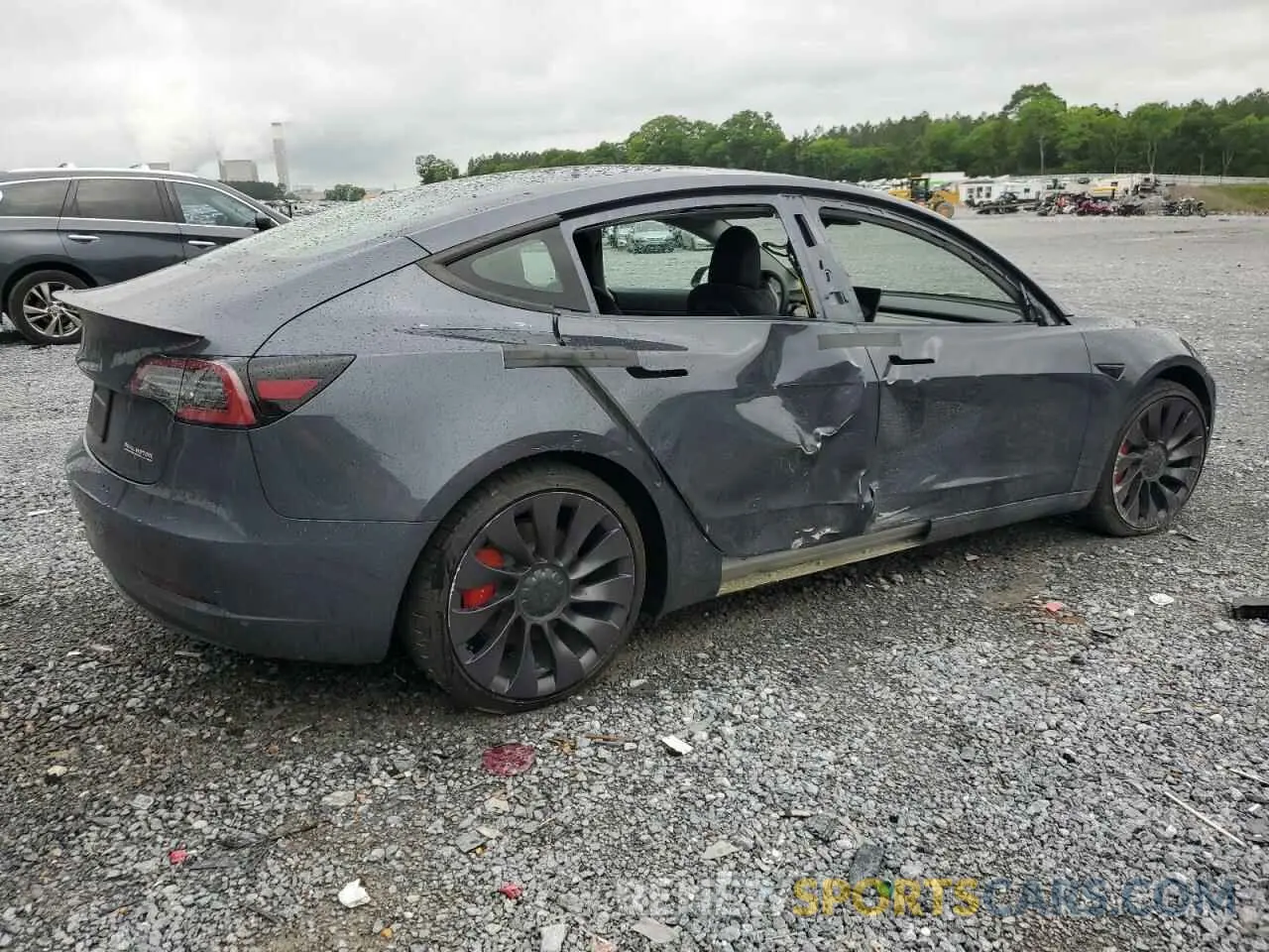 3 Photograph of a damaged car 5YJ3E1EC0MF913646 TESLA MODEL 3 2021