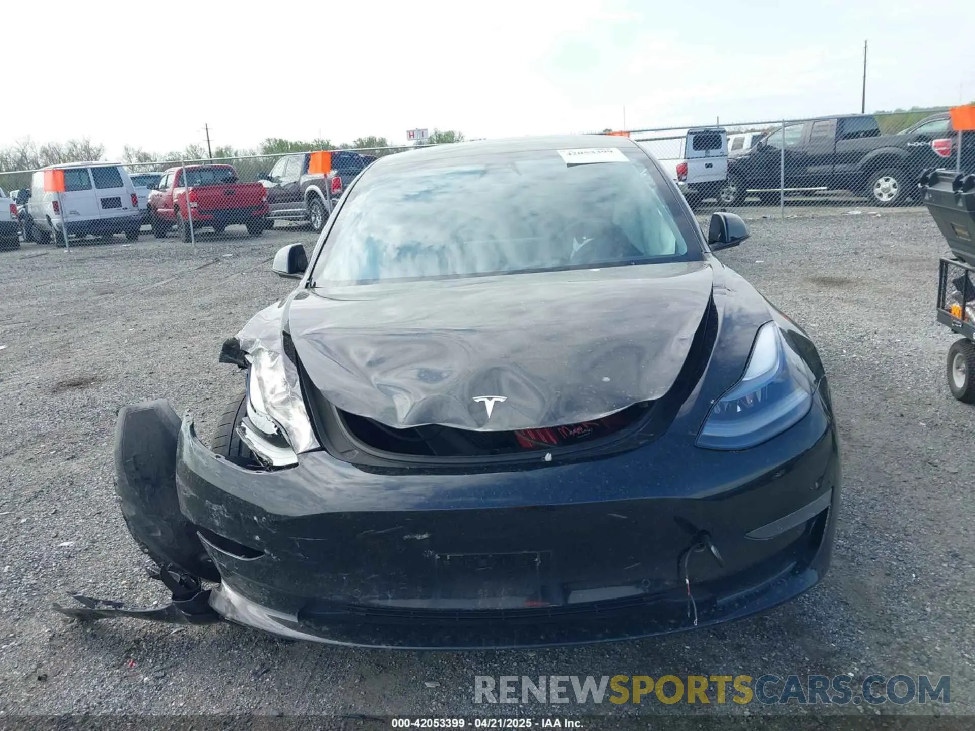 11 Фотография поврежденного автомобиля 5YJ3E1EC0MF992378 TESLA MODEL 3 2021