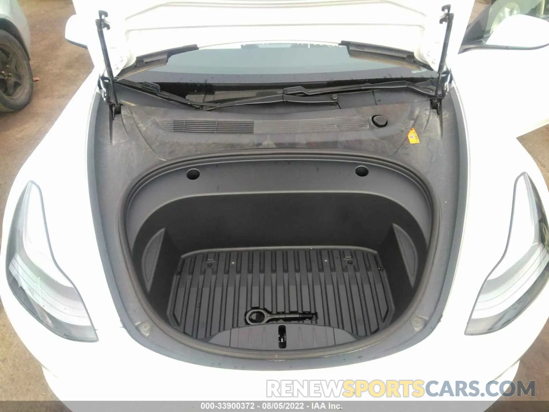 10 Photograph of a damaged car 5YJ3E1EC1MF059654 TESLA MODEL 3 2021