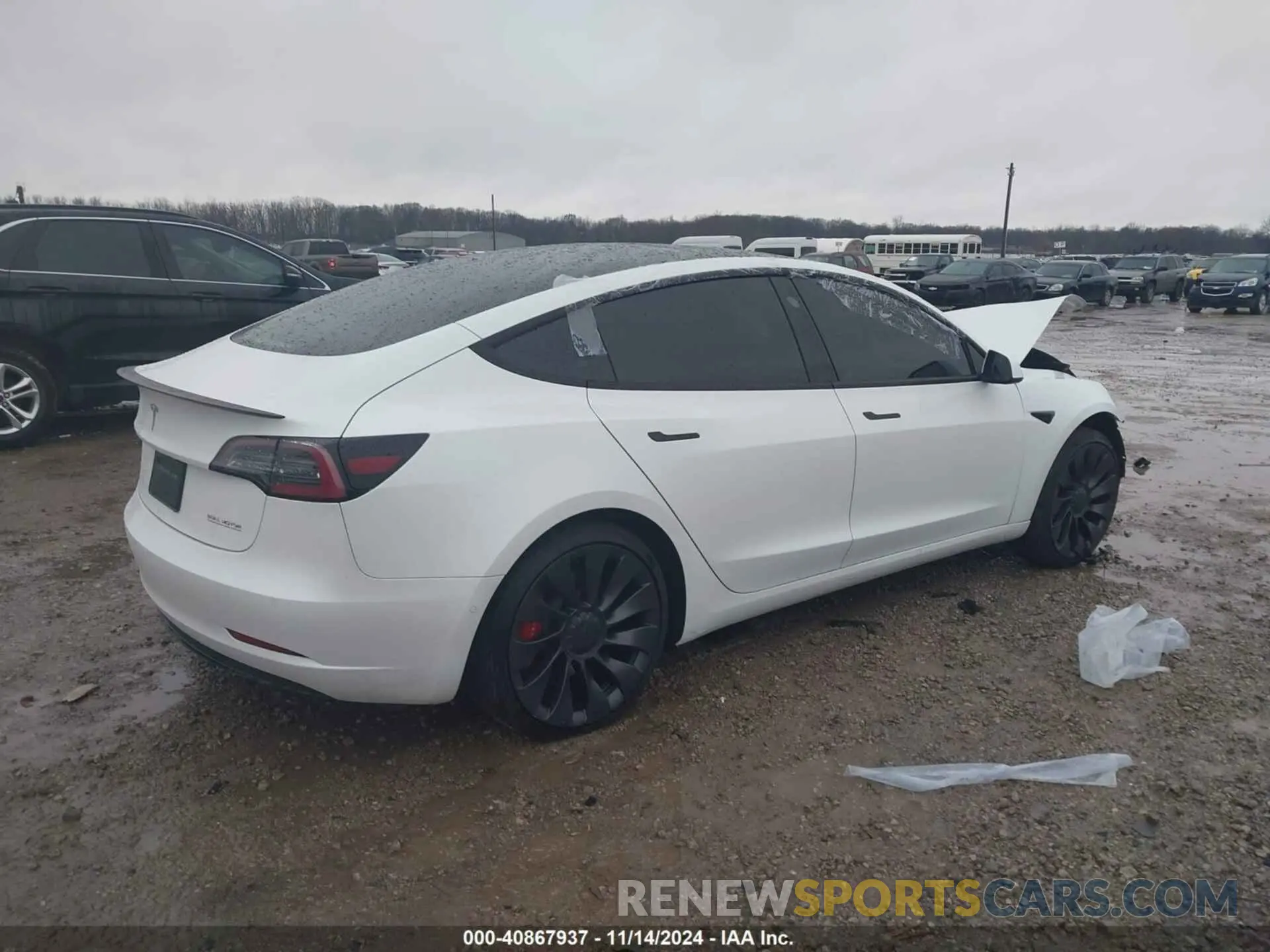 4 Photograph of a damaged car 5YJ3E1EC2MF050249 TESLA MODEL 3 2021