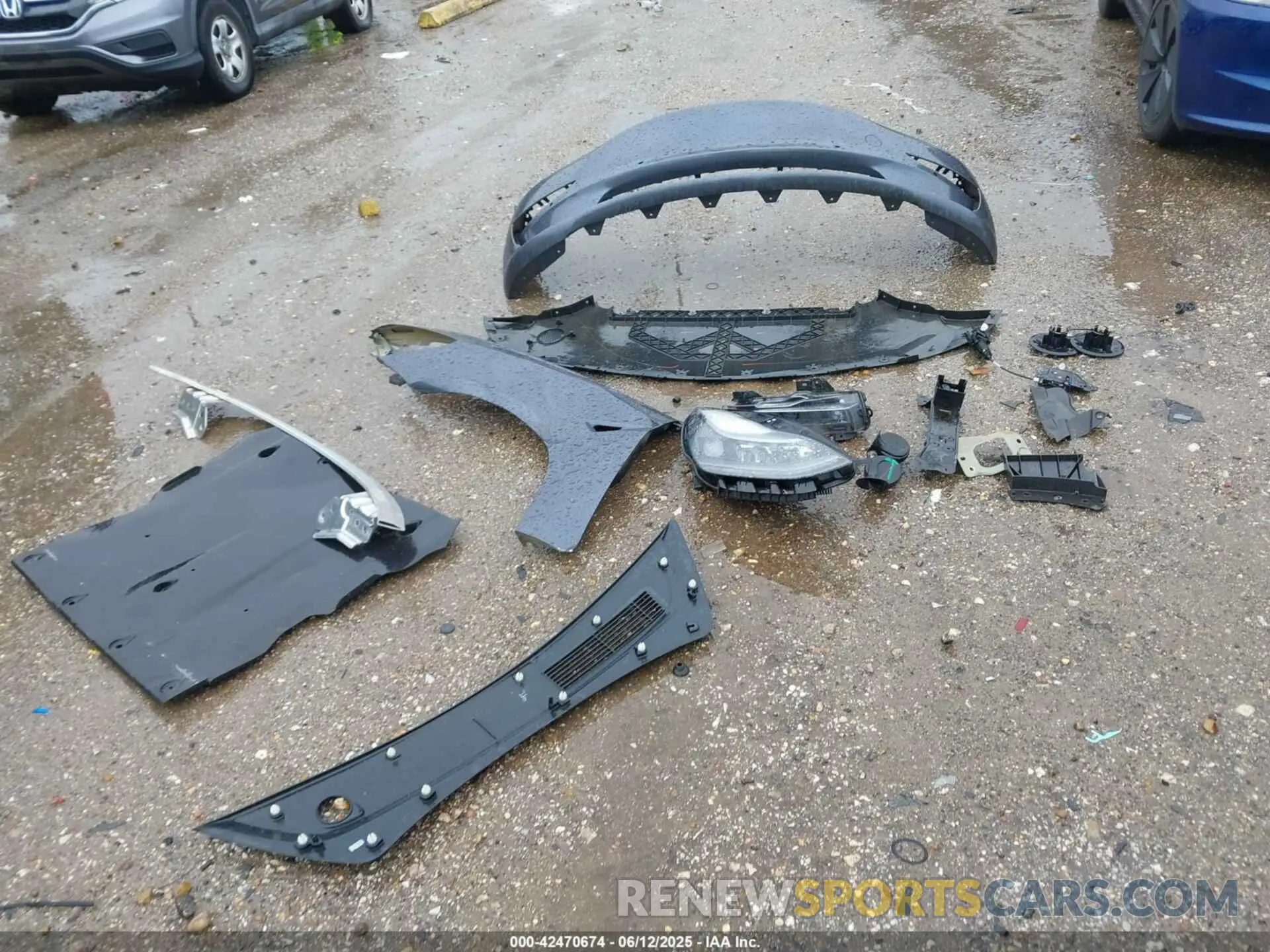 12 Photograph of a damaged car 5YJ3E1EC3MF028289 TESLA MODEL 3 2021