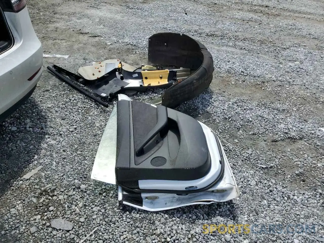 12 Фотография поврежденного автомобиля 5YJ3E1EC3MF030866 TESLA MODEL 3 2021