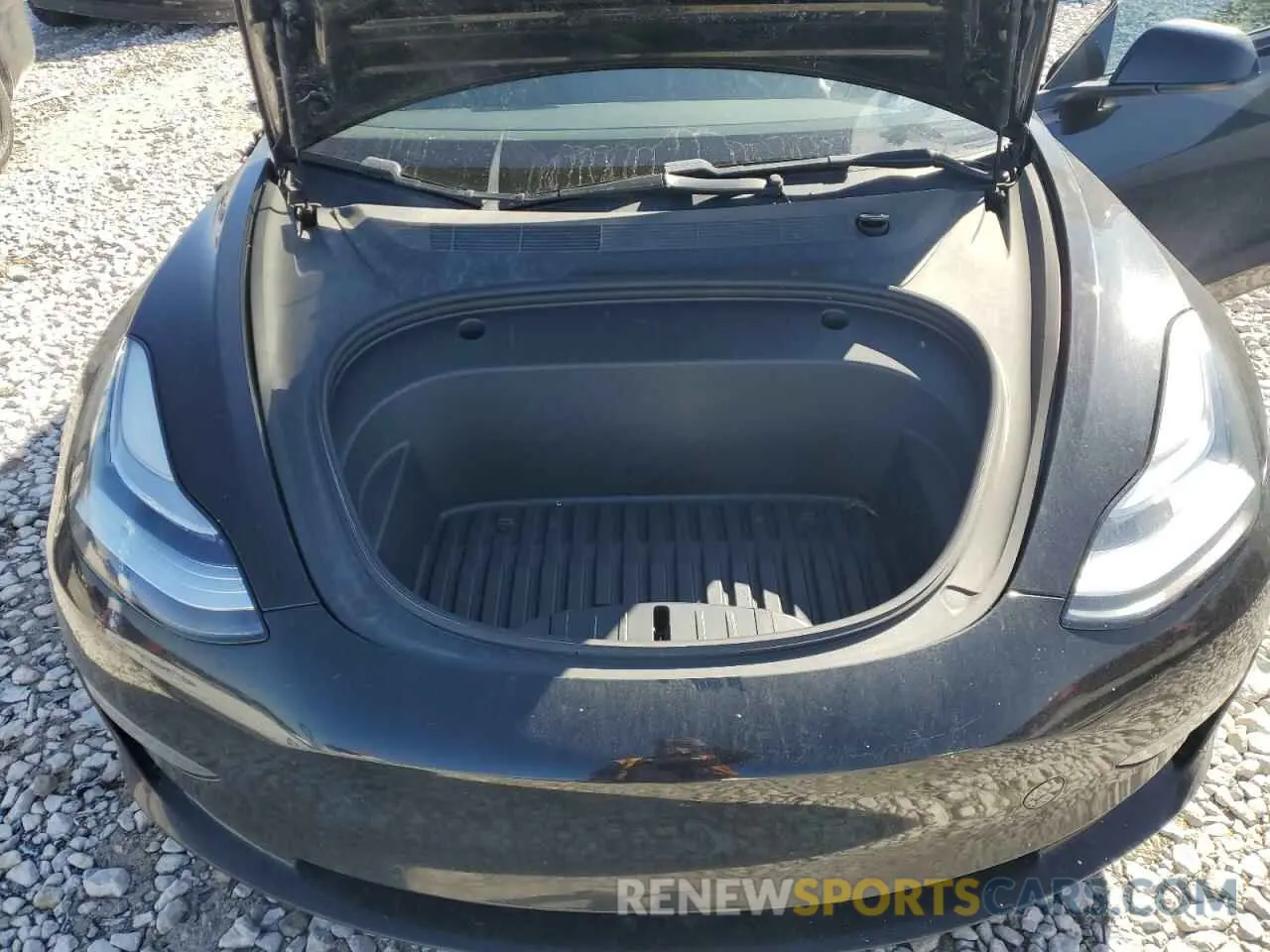 11 Photograph of a damaged car 5YJ3E1EC3MF849828 TESLA MODEL 3 2021