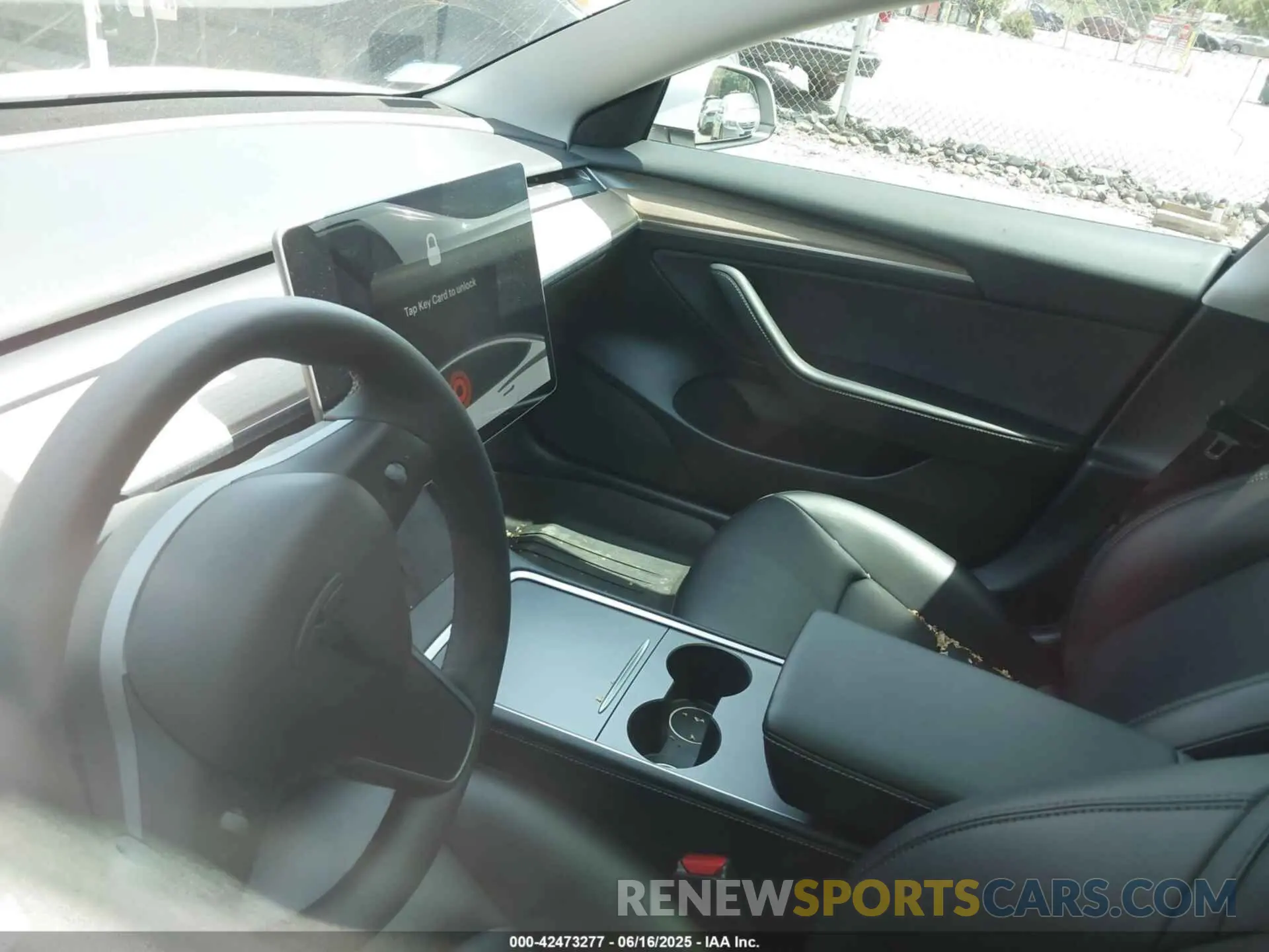 14 Фотография поврежденного автомобиля 5YJ3E1EC4MF044601 TESLA MODEL 3 2021