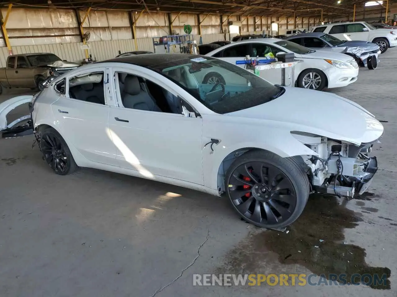 4 Фотография поврежденного автомобиля 5YJ3E1EC4MF988446 TESLA MODEL 3 2021