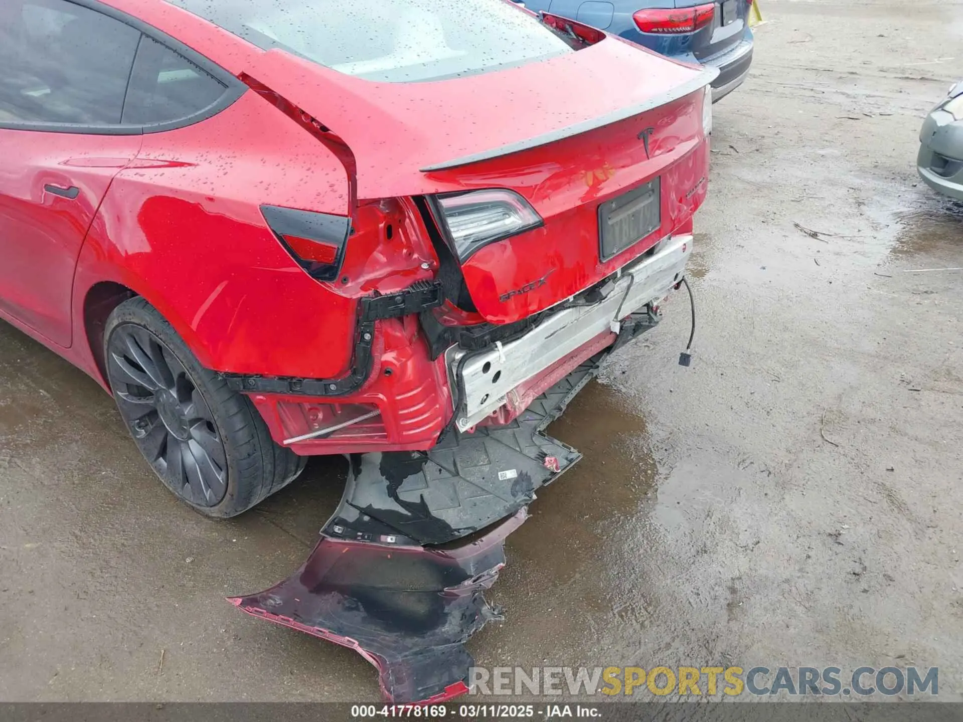 19 Фотография поврежденного автомобиля 5YJ3E1EC5MF050598 TESLA MODEL 3 2021