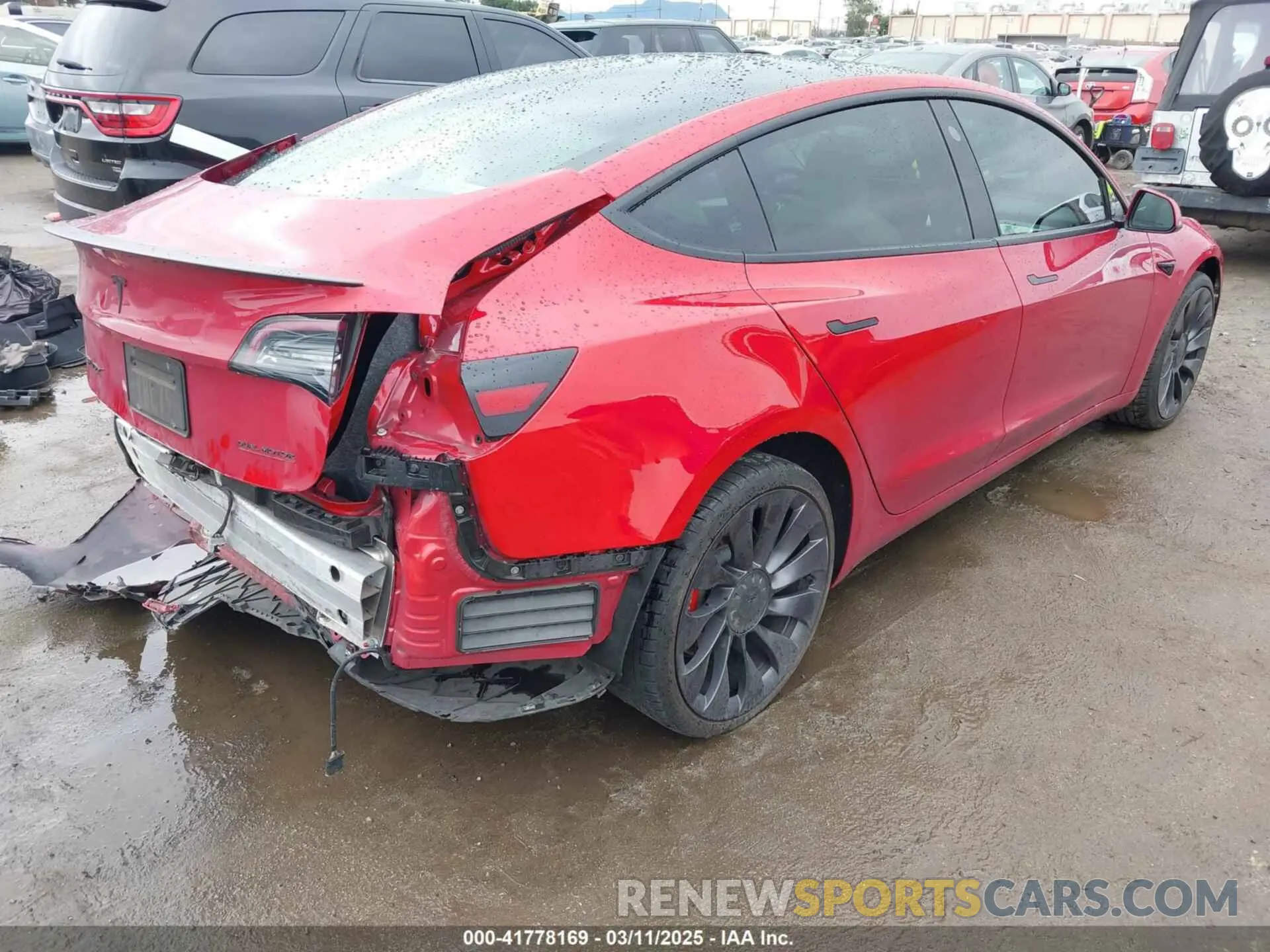 4 Фотография поврежденного автомобиля 5YJ3E1EC5MF050598 TESLA MODEL 3 2021