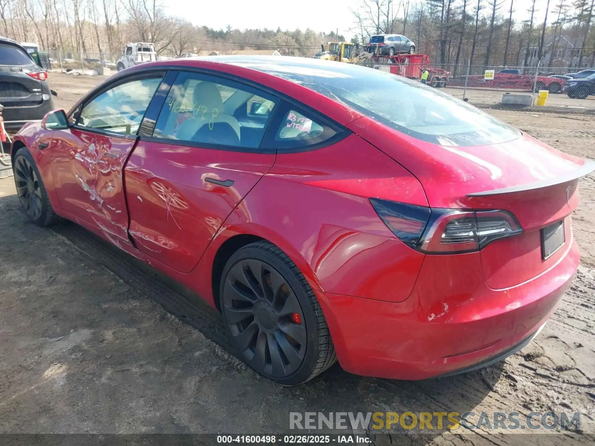 3 Photograph of a damaged car 5YJ3E1EC5MF061178 TESLA MODEL 3 2021