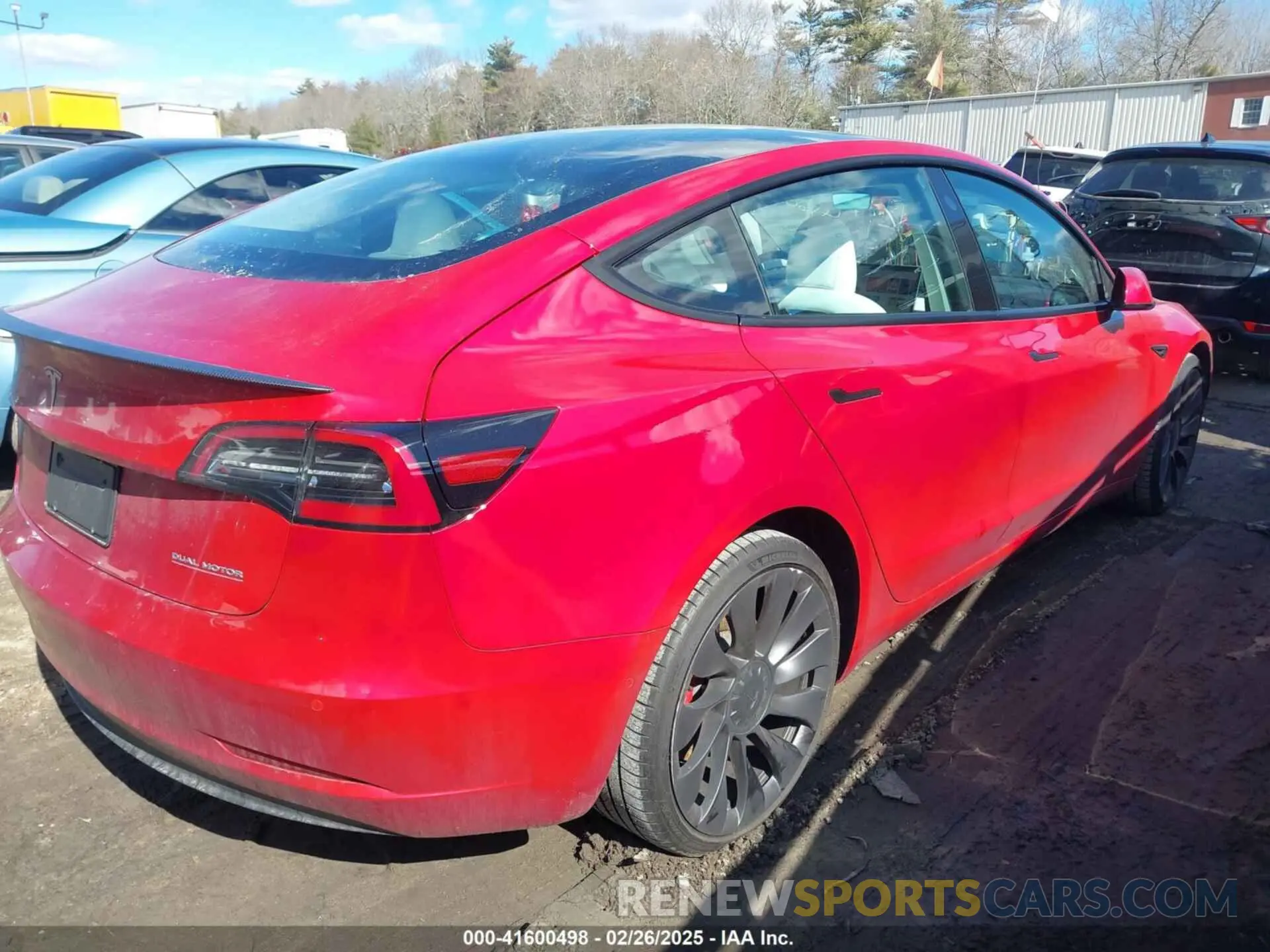 4 Photograph of a damaged car 5YJ3E1EC5MF061178 TESLA MODEL 3 2021