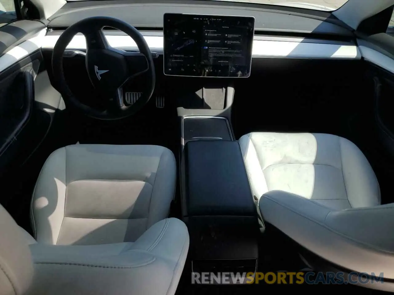 8 Photograph of a damaged car 5YJ3E1EC5MF077493 TESLA MODEL 3 2021