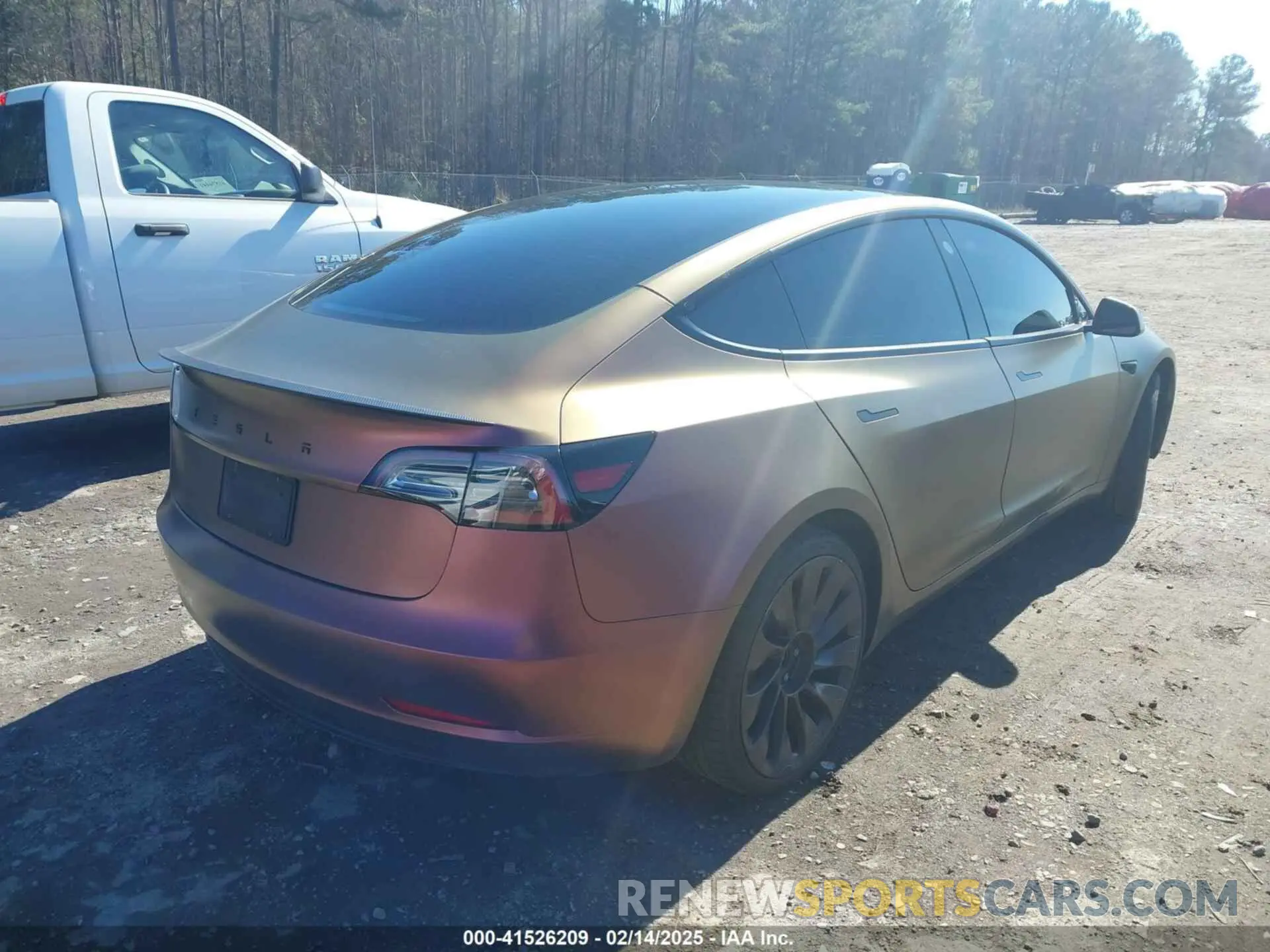 4 Photograph of a damaged car 5YJ3E1EC5MF849832 TESLA MODEL 3 2021
