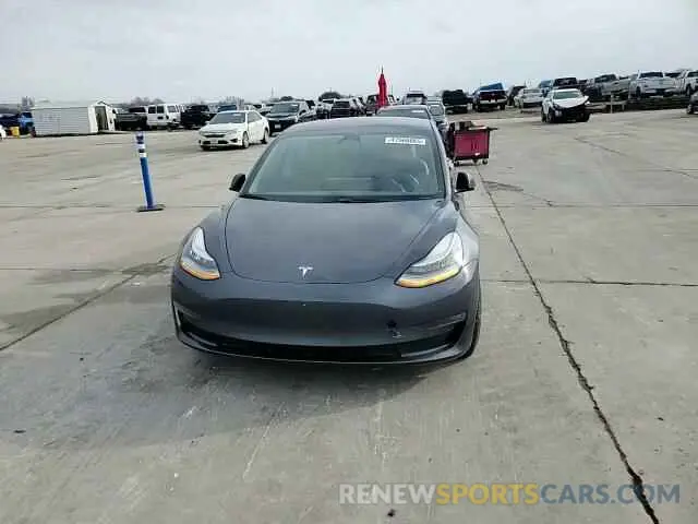 11 Фотография поврежденного автомобиля 5YJ3E1EC5MF850673 TESLA MODEL 3 2021