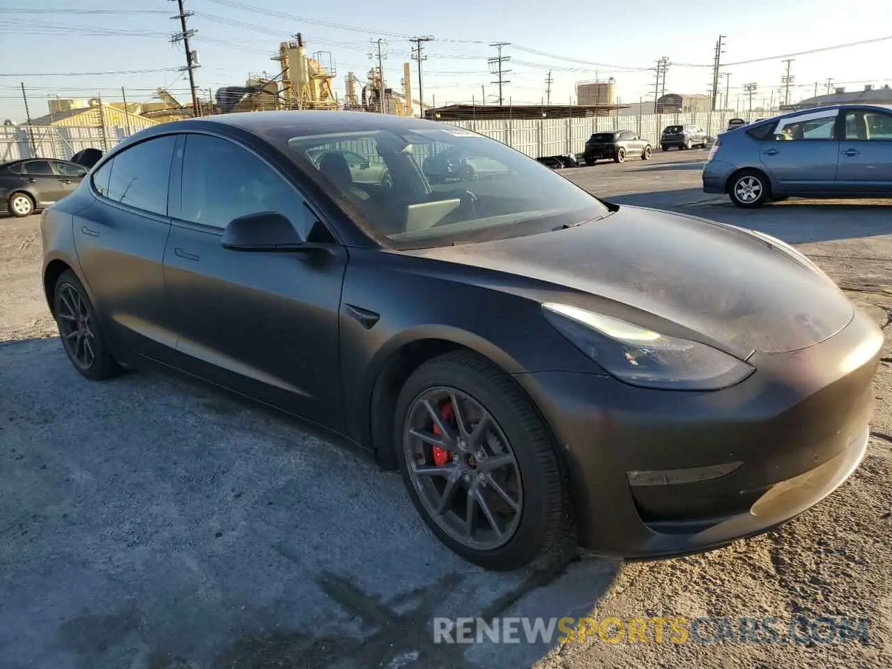 4 Фотография поврежденного автомобиля 5YJ3E1EC6MF064896 TESLA MODEL 3 2021