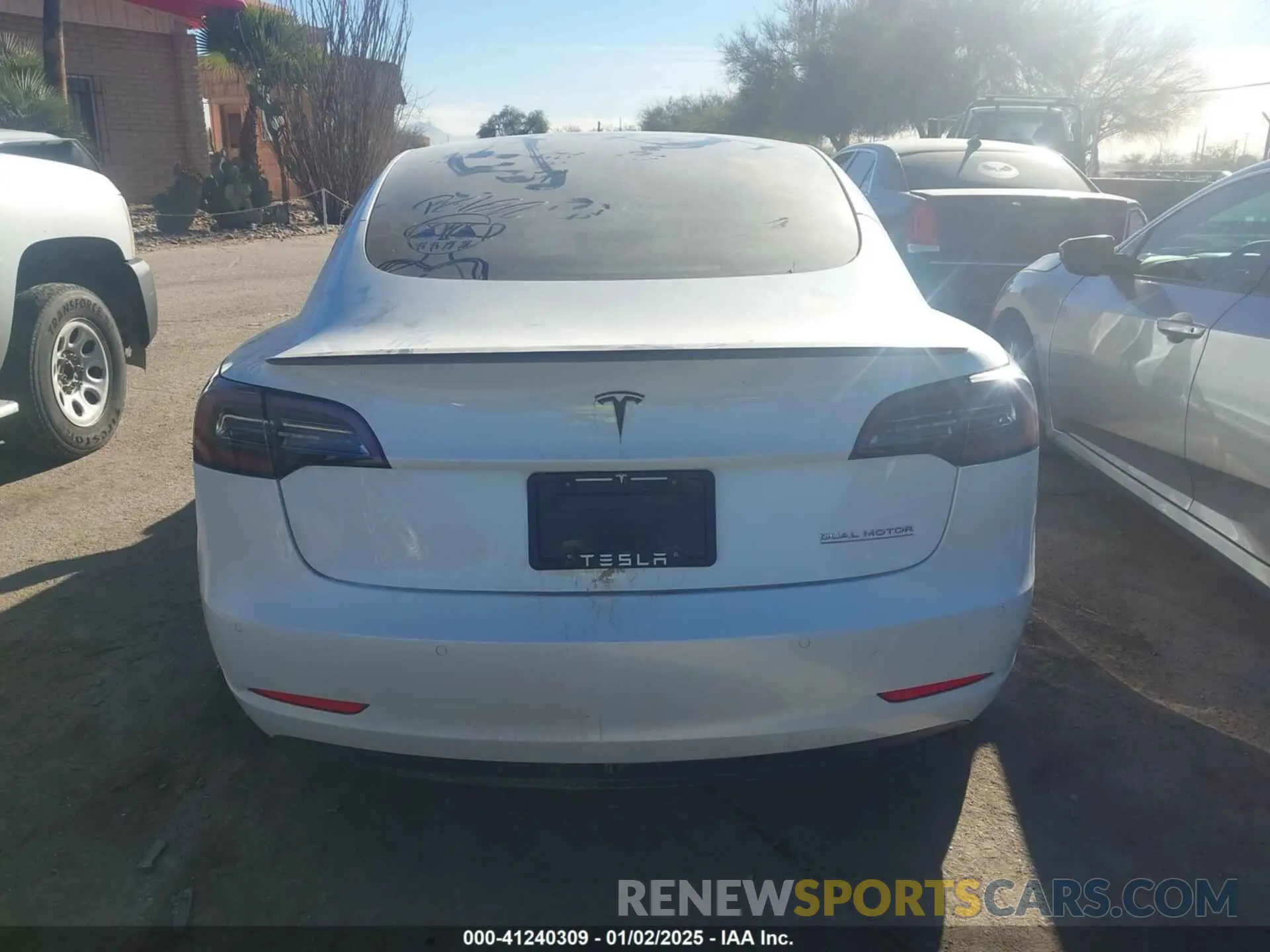 16 Photograph of a damaged car 5YJ3E1EC6MF926448 TESLA MODEL 3 2021