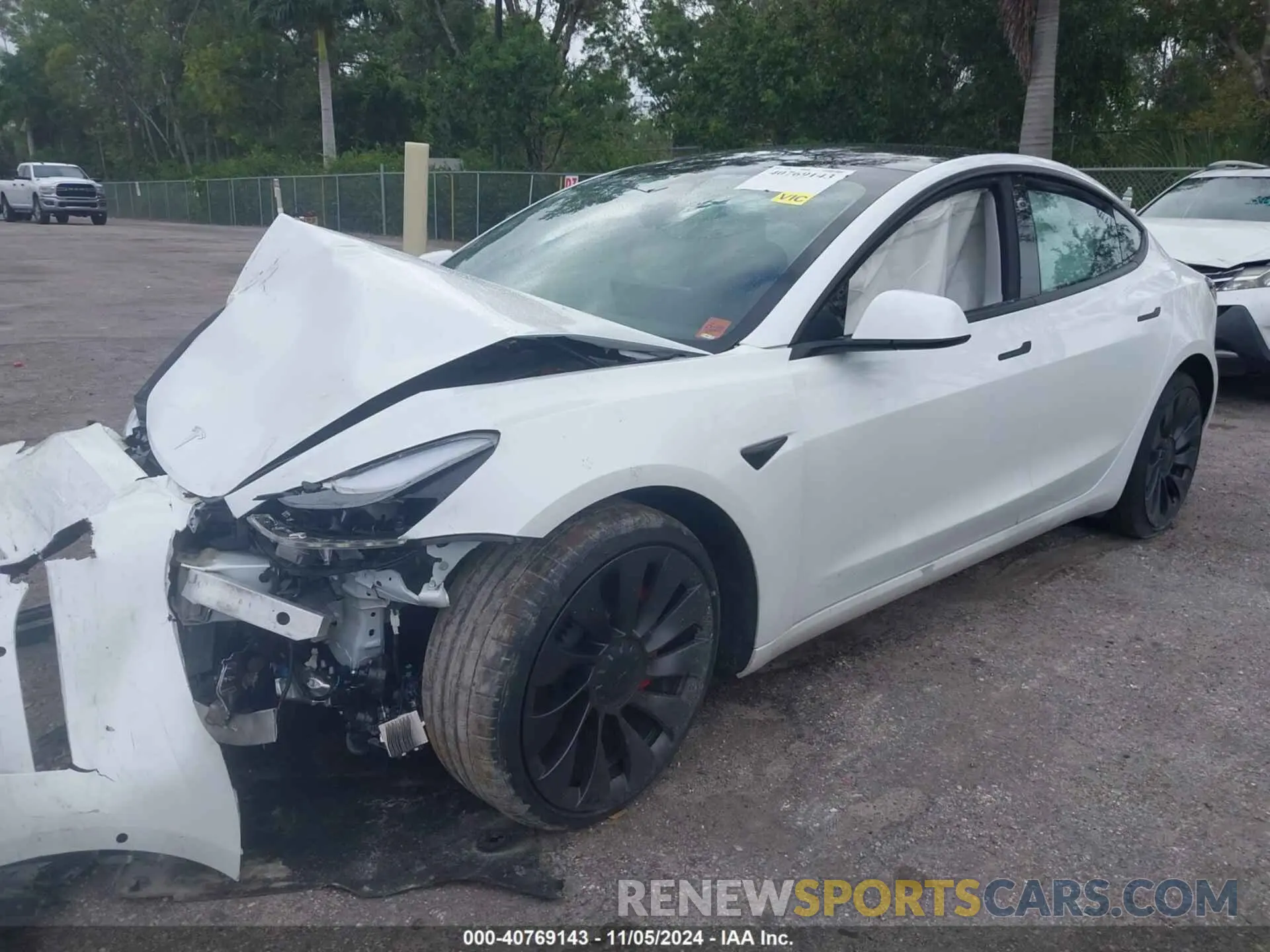 2 Photograph of a damaged car 5YJ3E1EC6MF991056 TESLA MODEL 3 2021