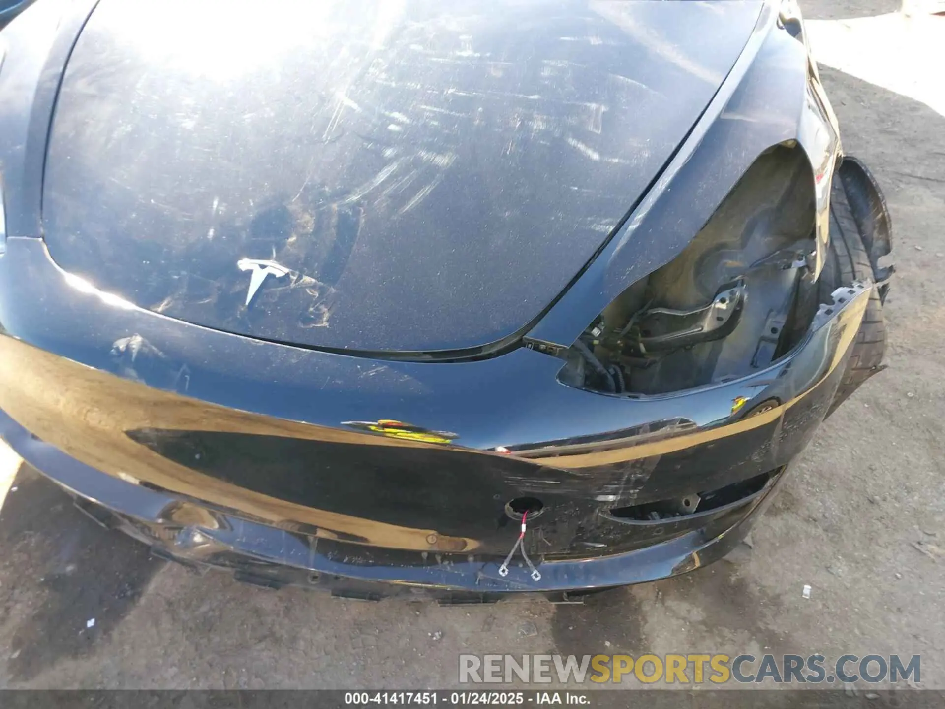 19 Photograph of a damaged car 5YJ3E1EC6MF999321 TESLA MODEL 3 2021