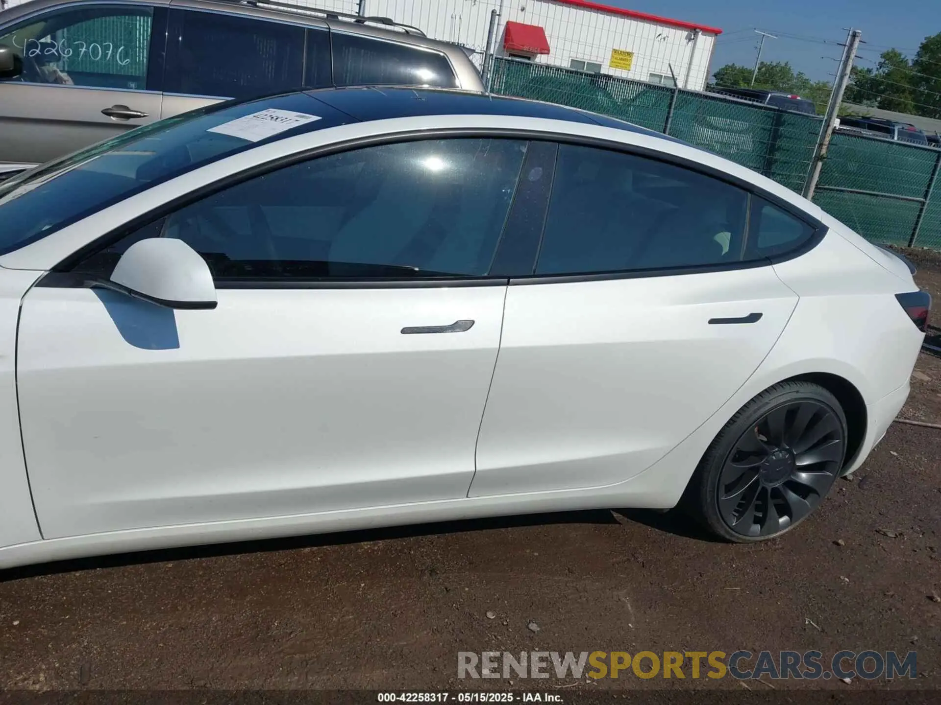 14 Photograph of a damaged car 5YJ3E1EC7MF919282 TESLA MODEL 3 2021