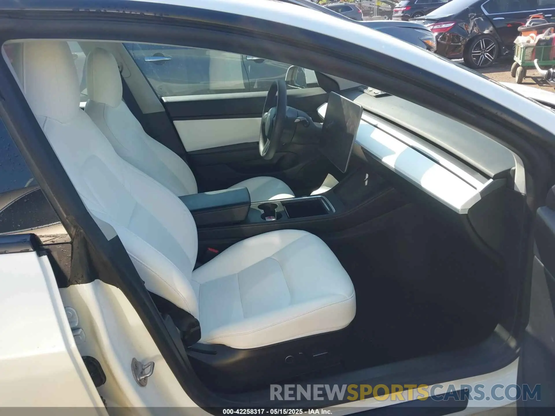 5 Photograph of a damaged car 5YJ3E1EC7MF919282 TESLA MODEL 3 2021