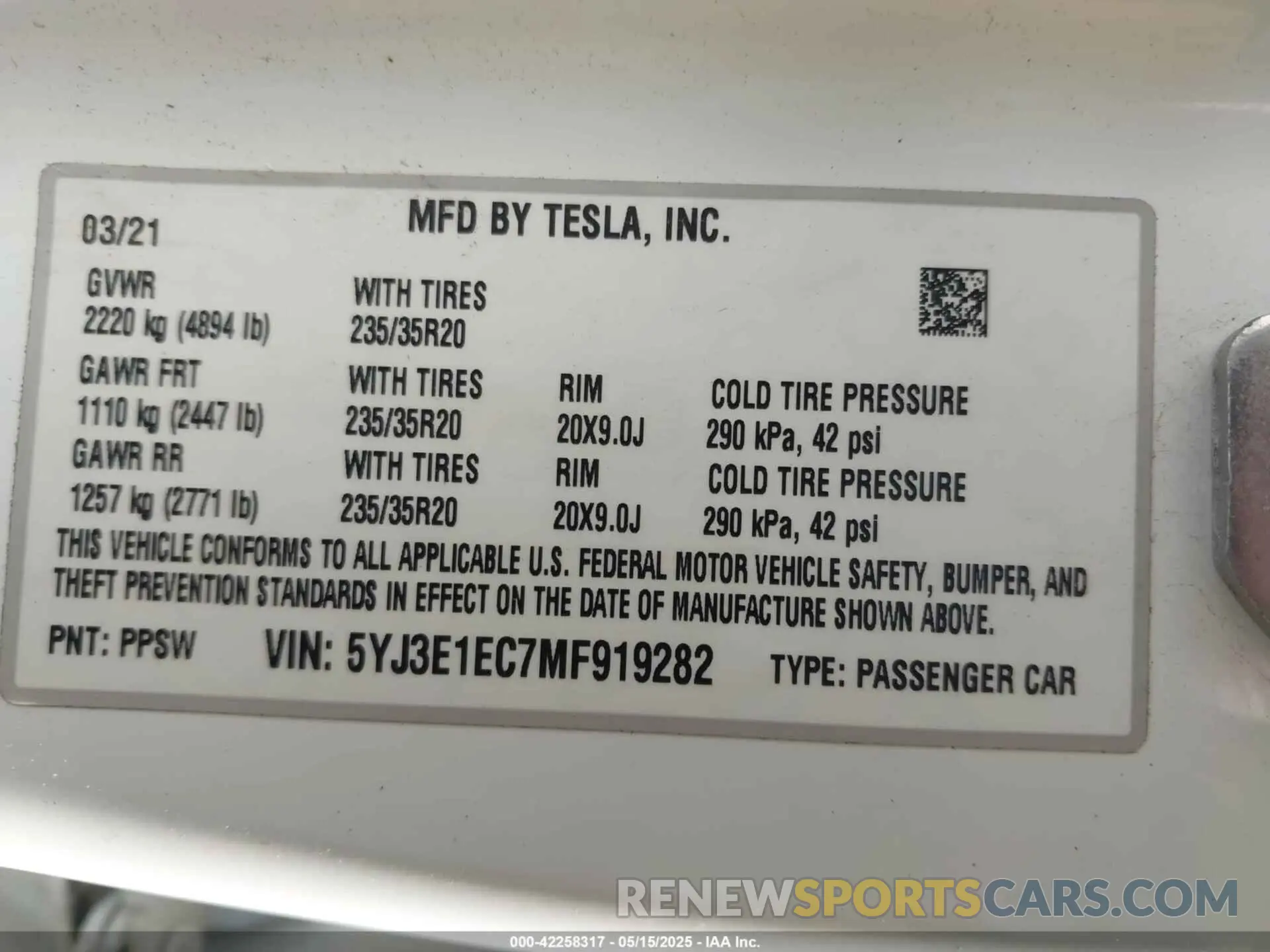 9 Photograph of a damaged car 5YJ3E1EC7MF919282 TESLA MODEL 3 2021