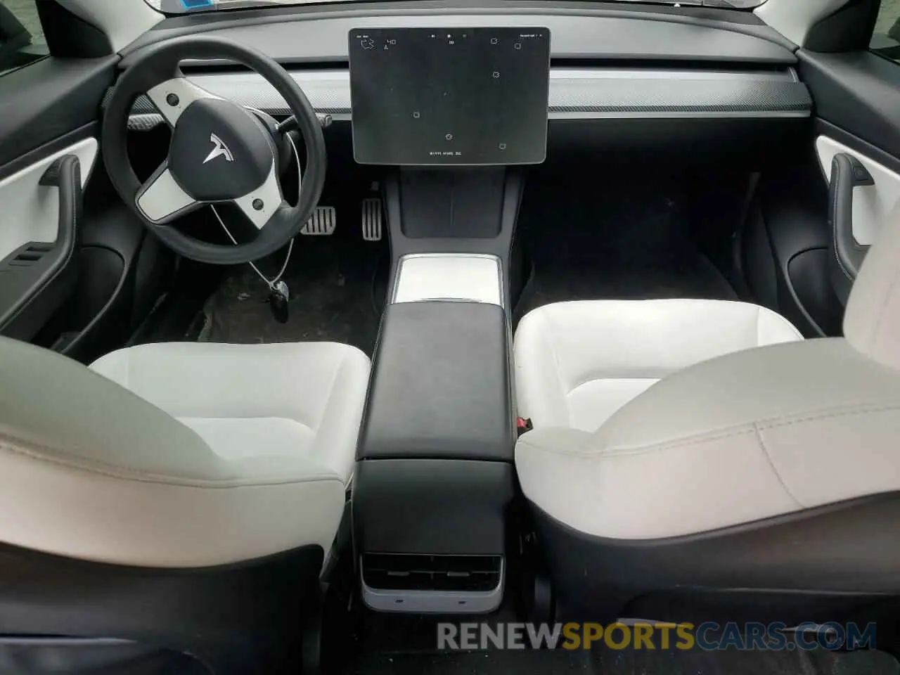 8 Photograph of a damaged car 5YJ3E1EC7MF925440 TESLA MODEL 3 2021