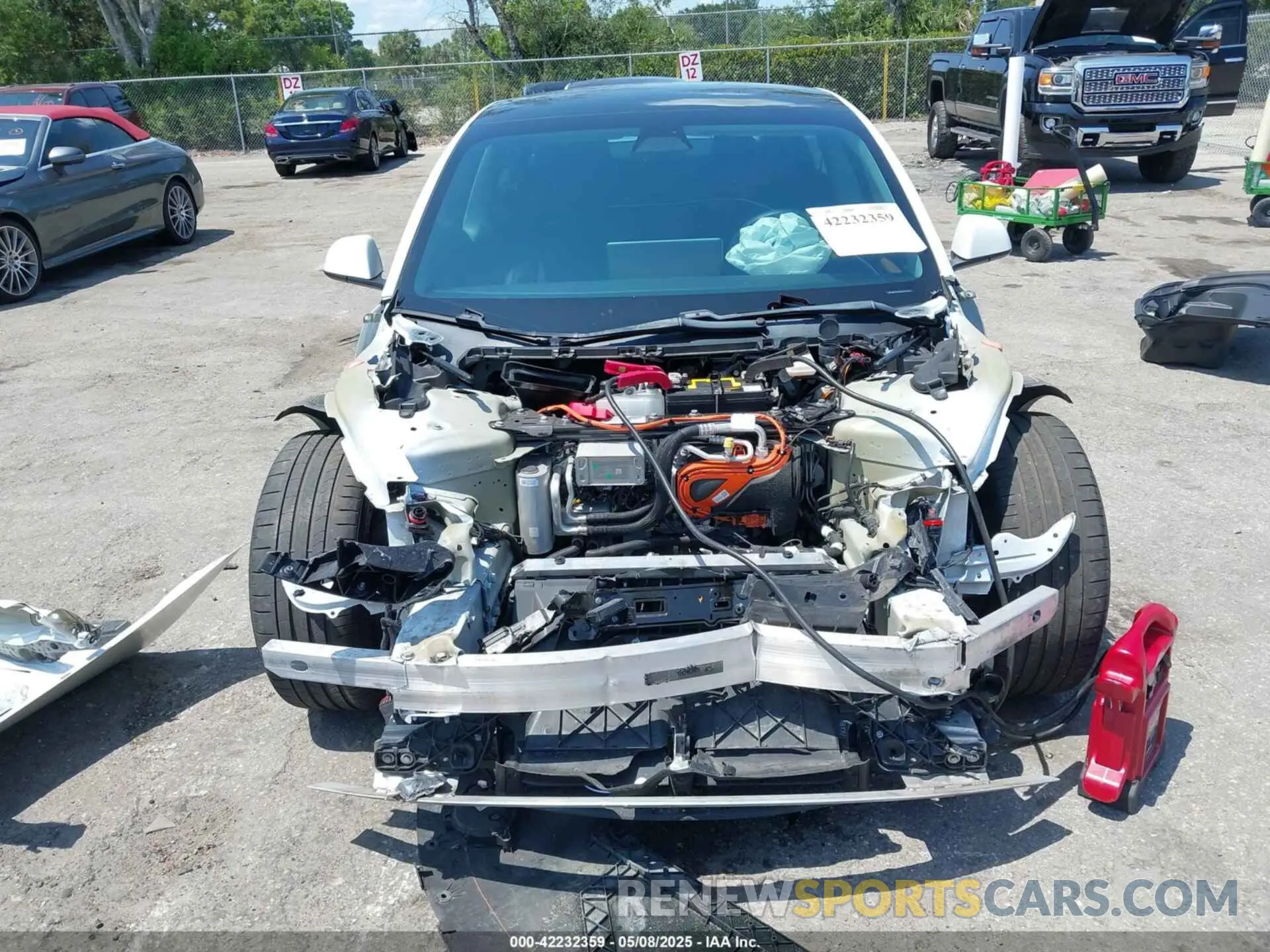 6 Photograph of a damaged car 5YJ3E1EC8MF984920 TESLA MODEL 3 2021