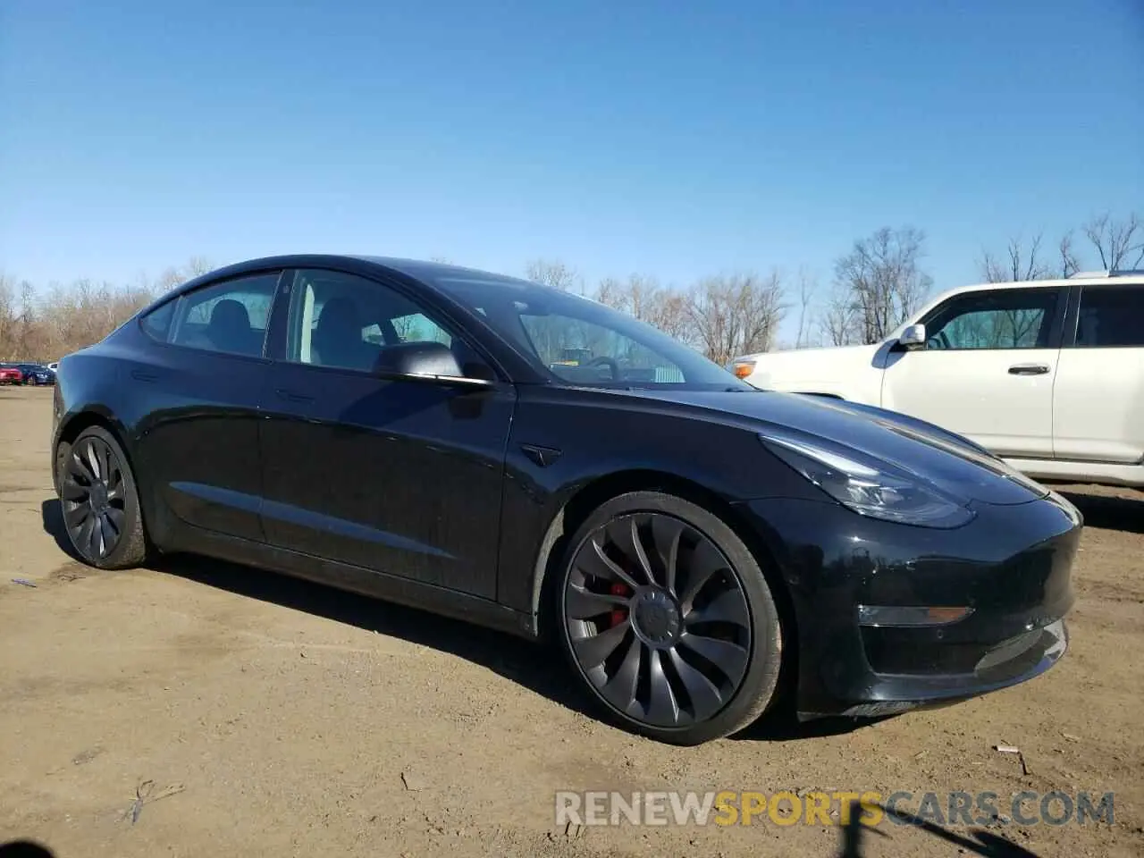 4 Photograph of a damaged car 5YJ3E1EC9MF024781 TESLA MODEL 3 2021