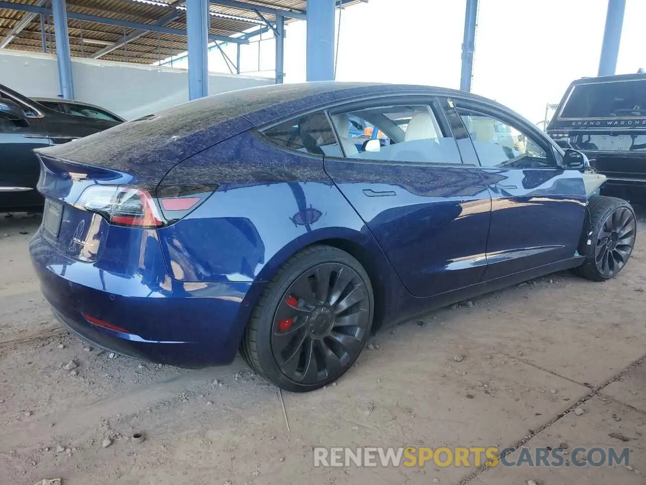 3 Photograph of a damaged car 5YJ3E1EC9MF860963 TESLA MODEL 3 2021