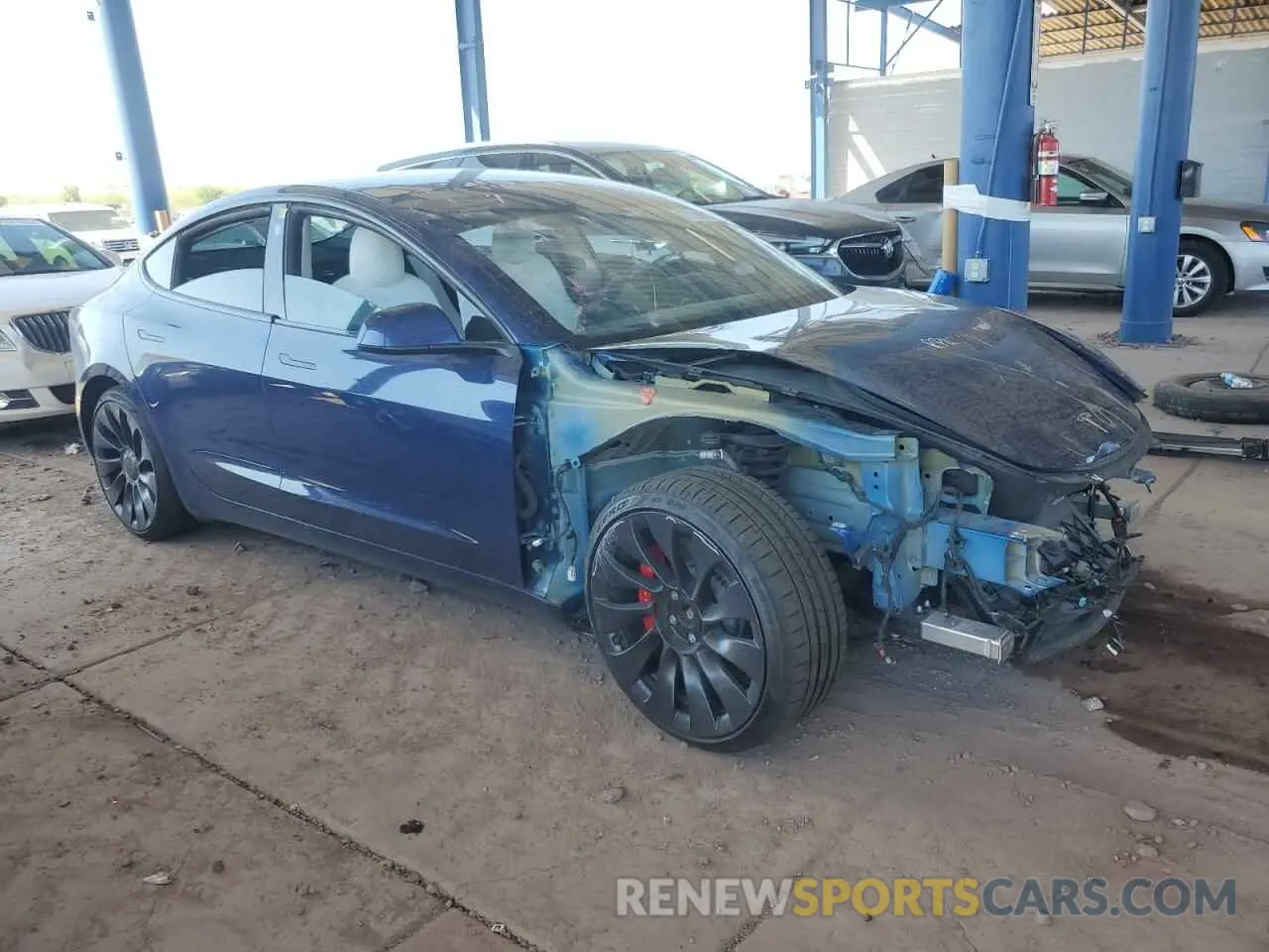 4 Photograph of a damaged car 5YJ3E1EC9MF860963 TESLA MODEL 3 2021